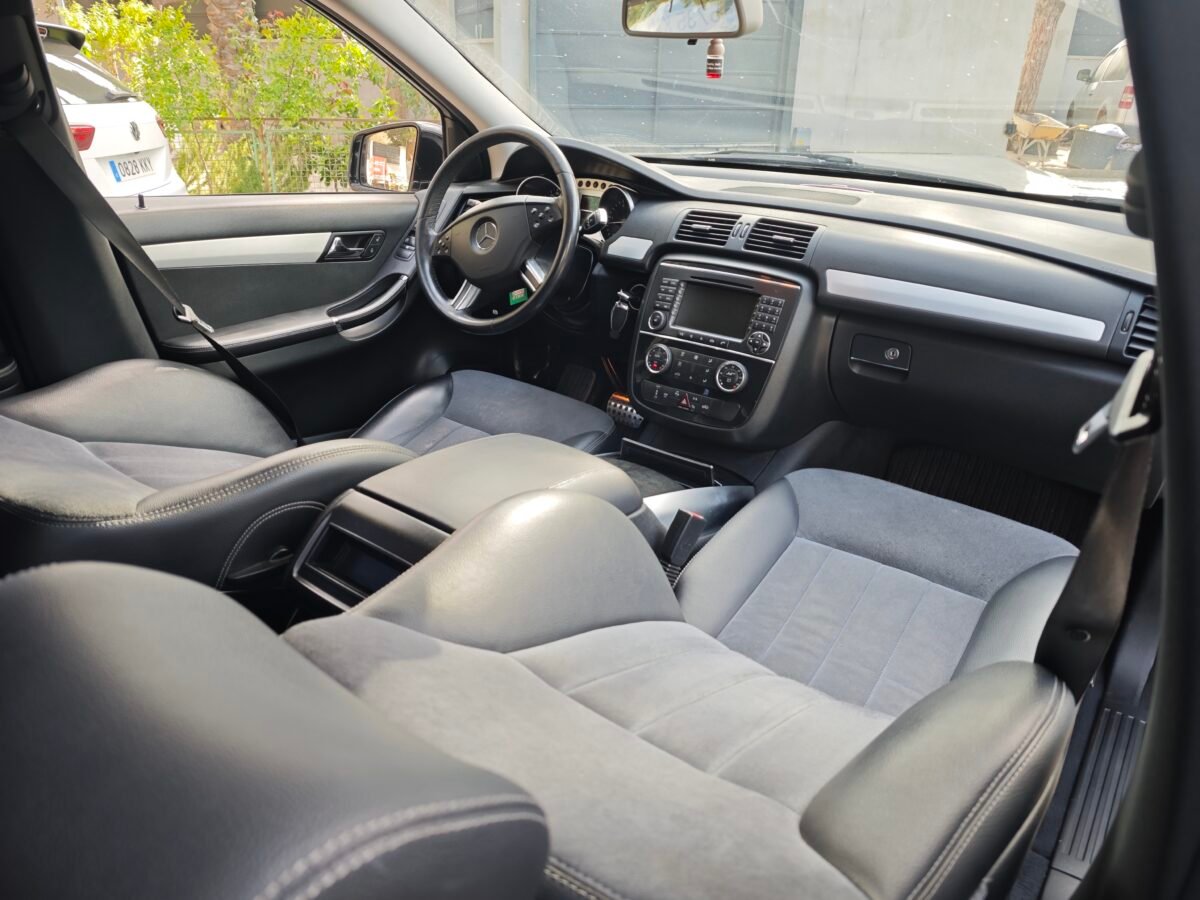 MERCEDES-BENZ 320 CDI 