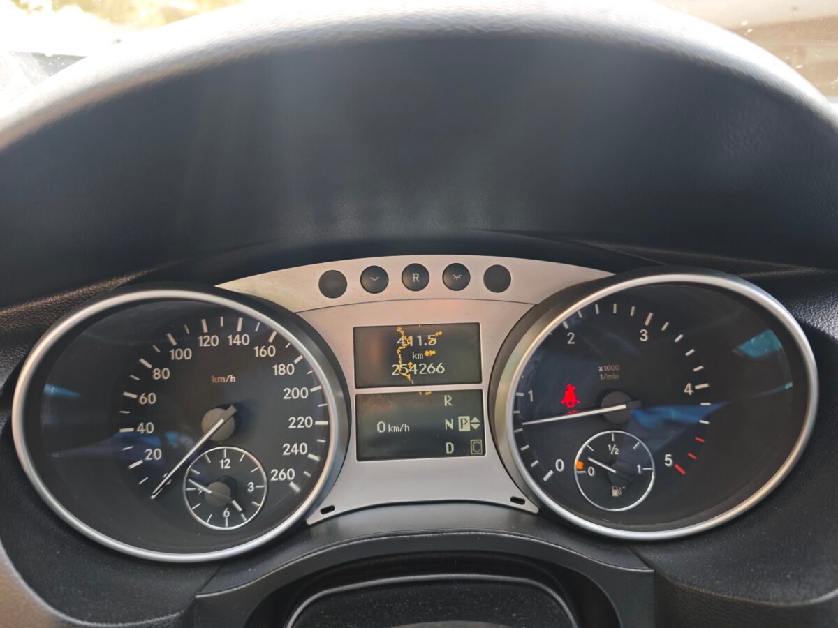 MERCEDES-BENZ 320 CDI 