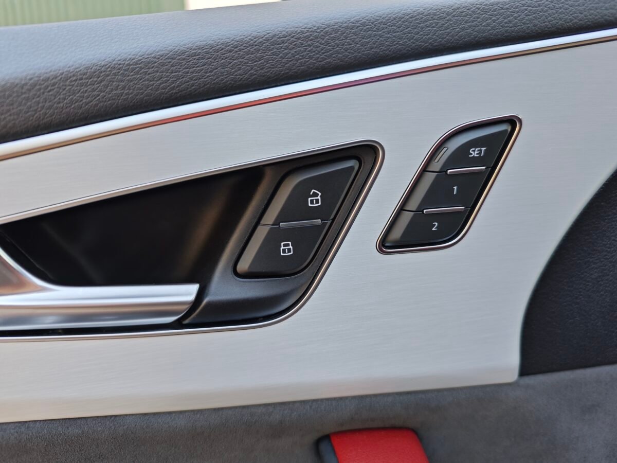 AUDI AUDI Q8 SQ8 TFSI 373kW 507CV quattro tiptronic Cambio 8Velocidades