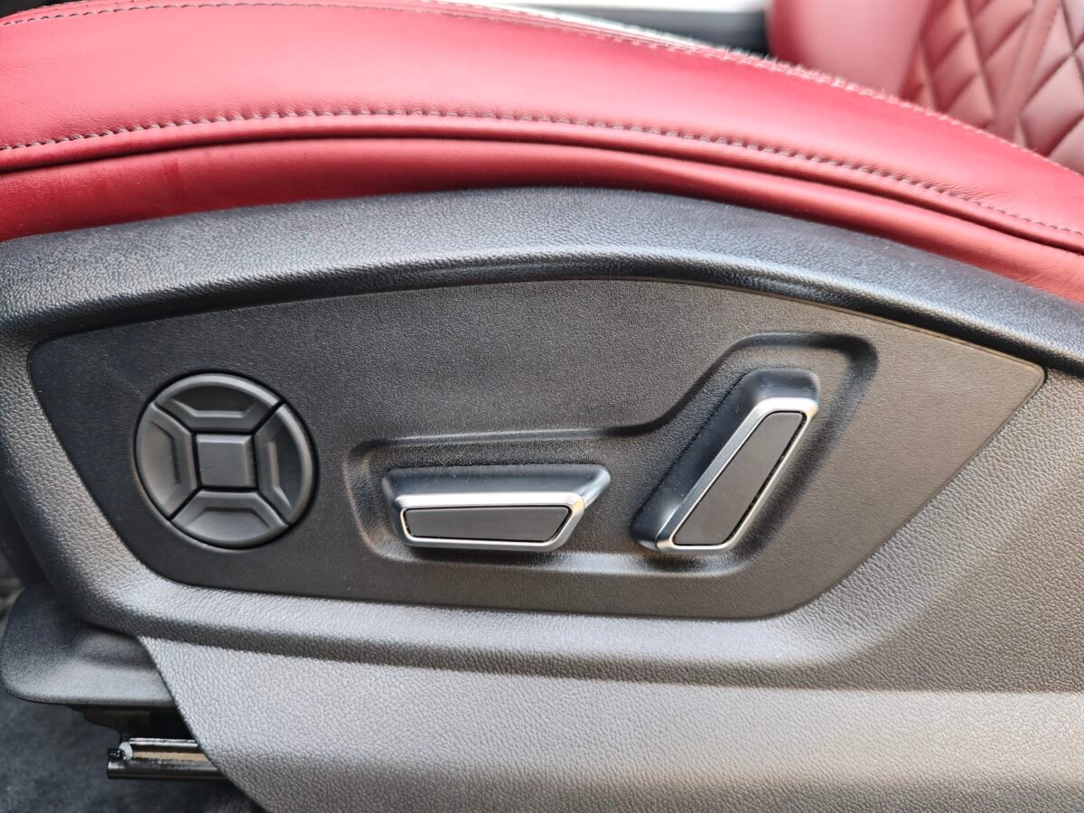 AUDI AUDI Q8 SQ8 TFSI 373kW 507CV quattro tiptronic Cambio 8Velocidades