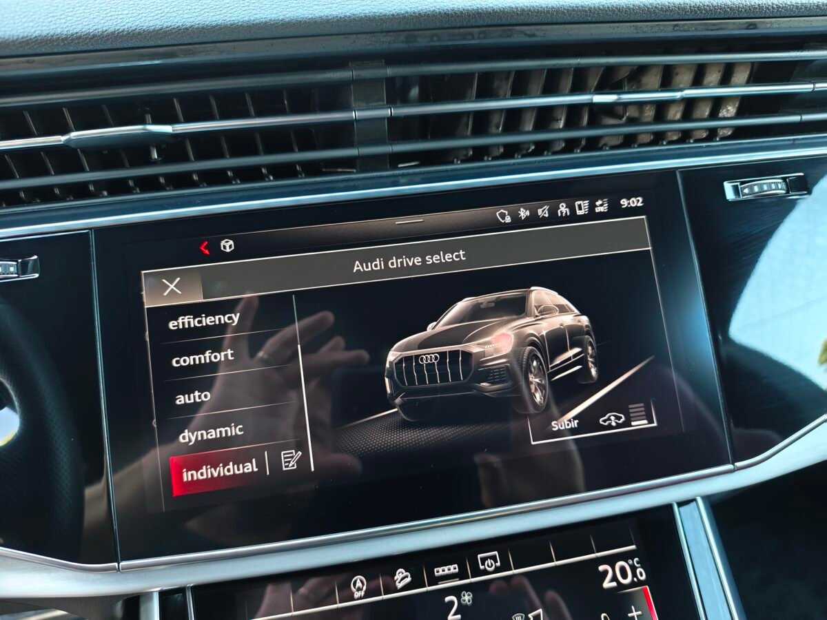 AUDI AUDI Q8 SQ8 TFSI 373kW 507CV quattro tiptronic Cambio 8Velocidades