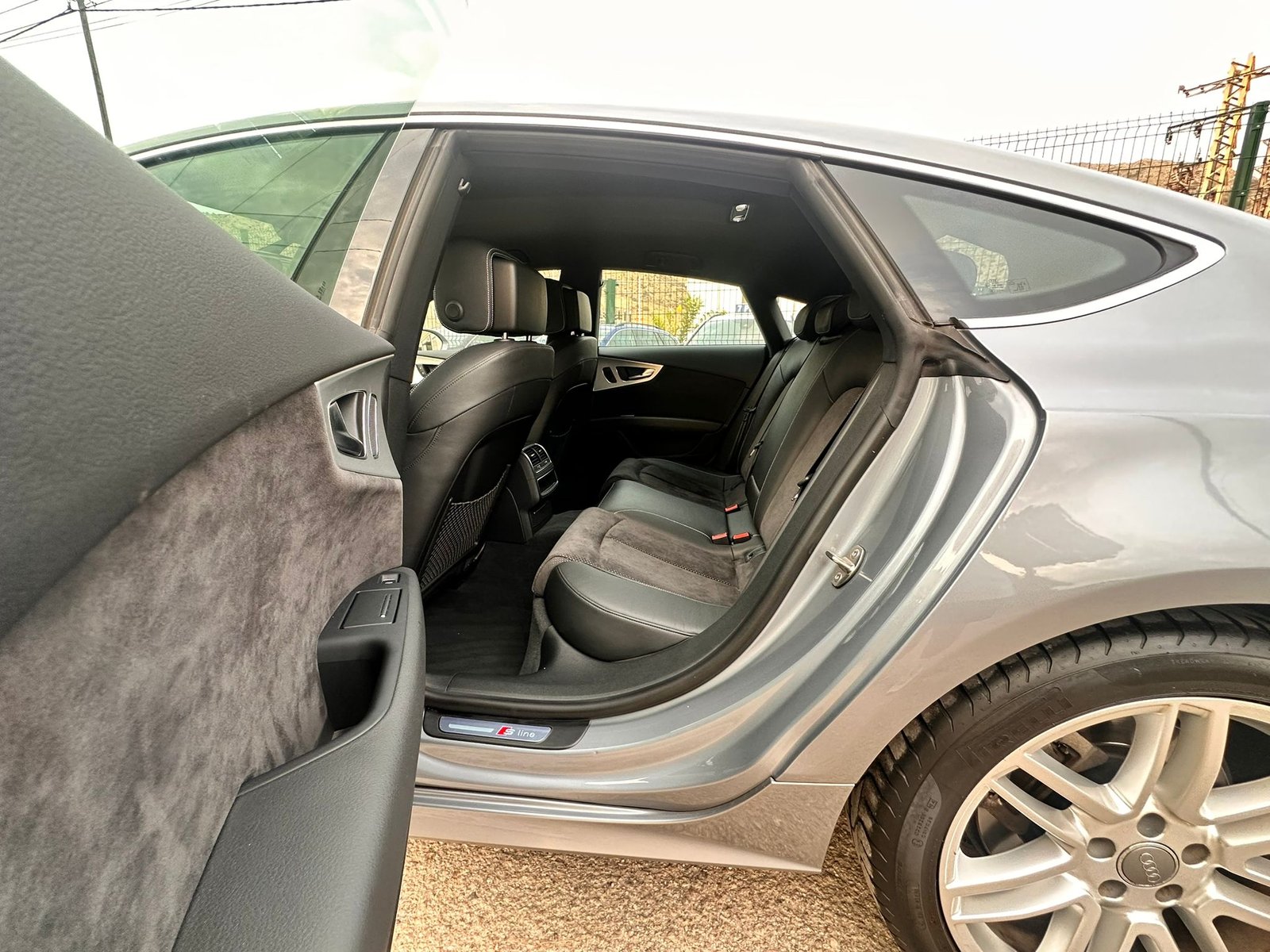 AUDI A7 3.0 TDI S Line+ Ultra 218cv IMPOLUTO
