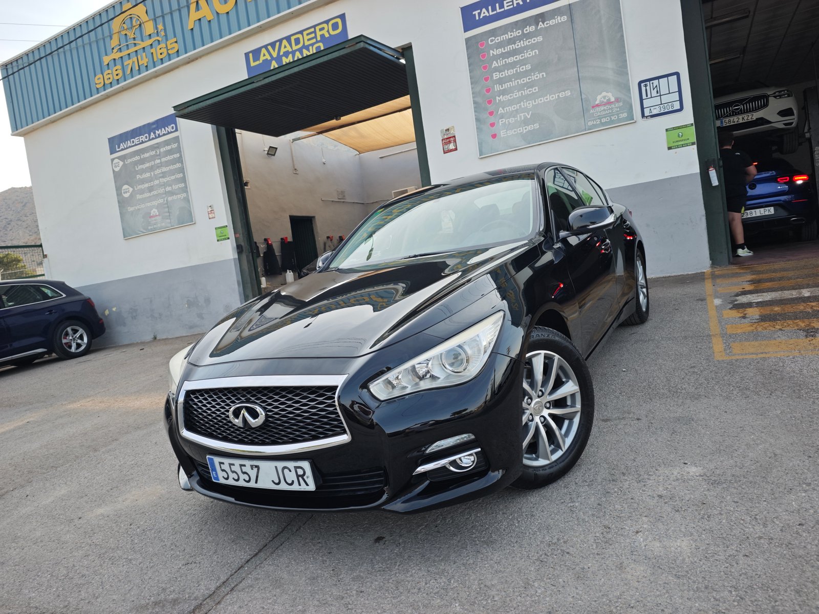 INFINITI 2.2d 170CV 7G Sport Edition