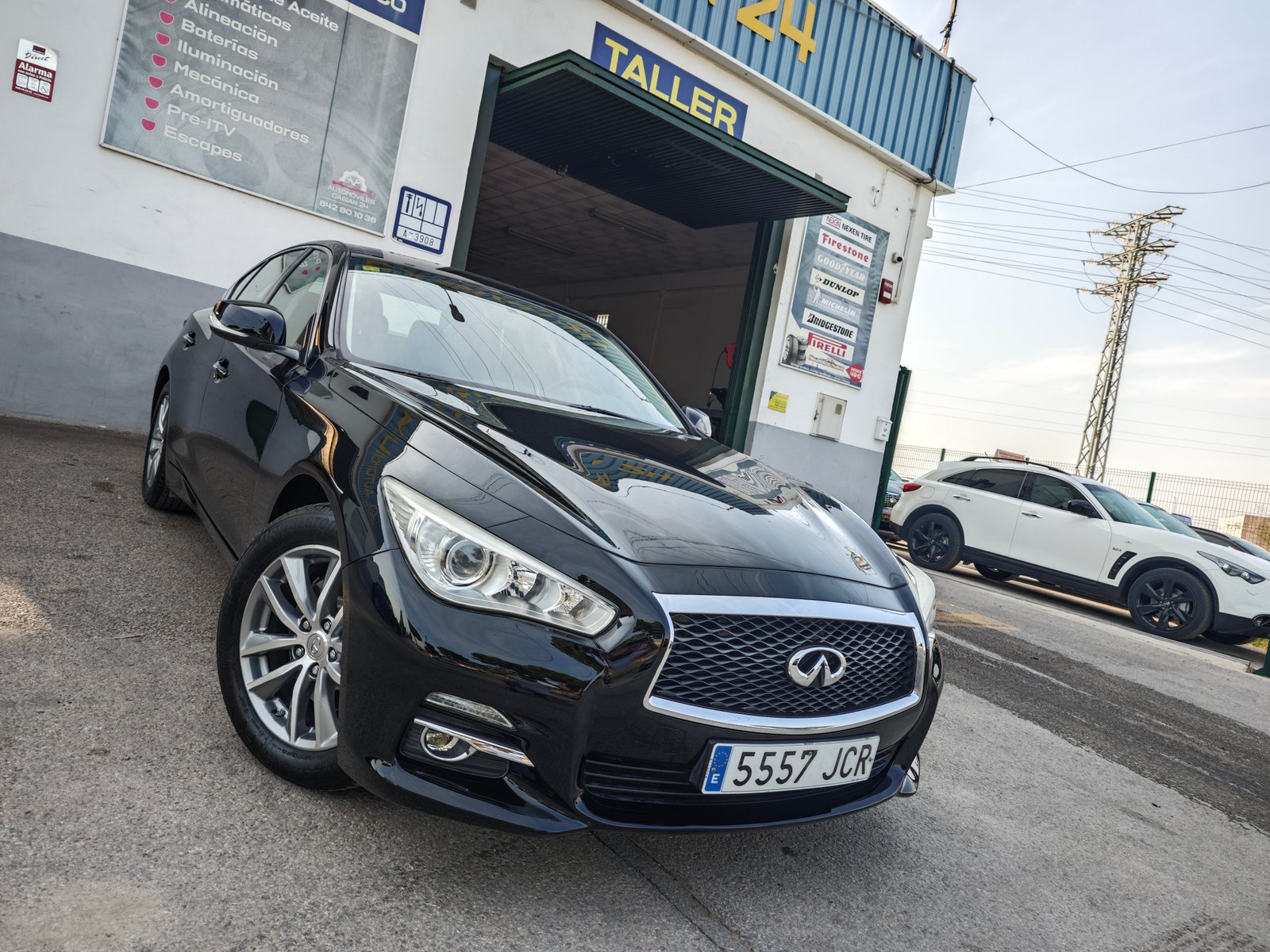 INFINITI 2.2d 170CV 7G Sport Edition