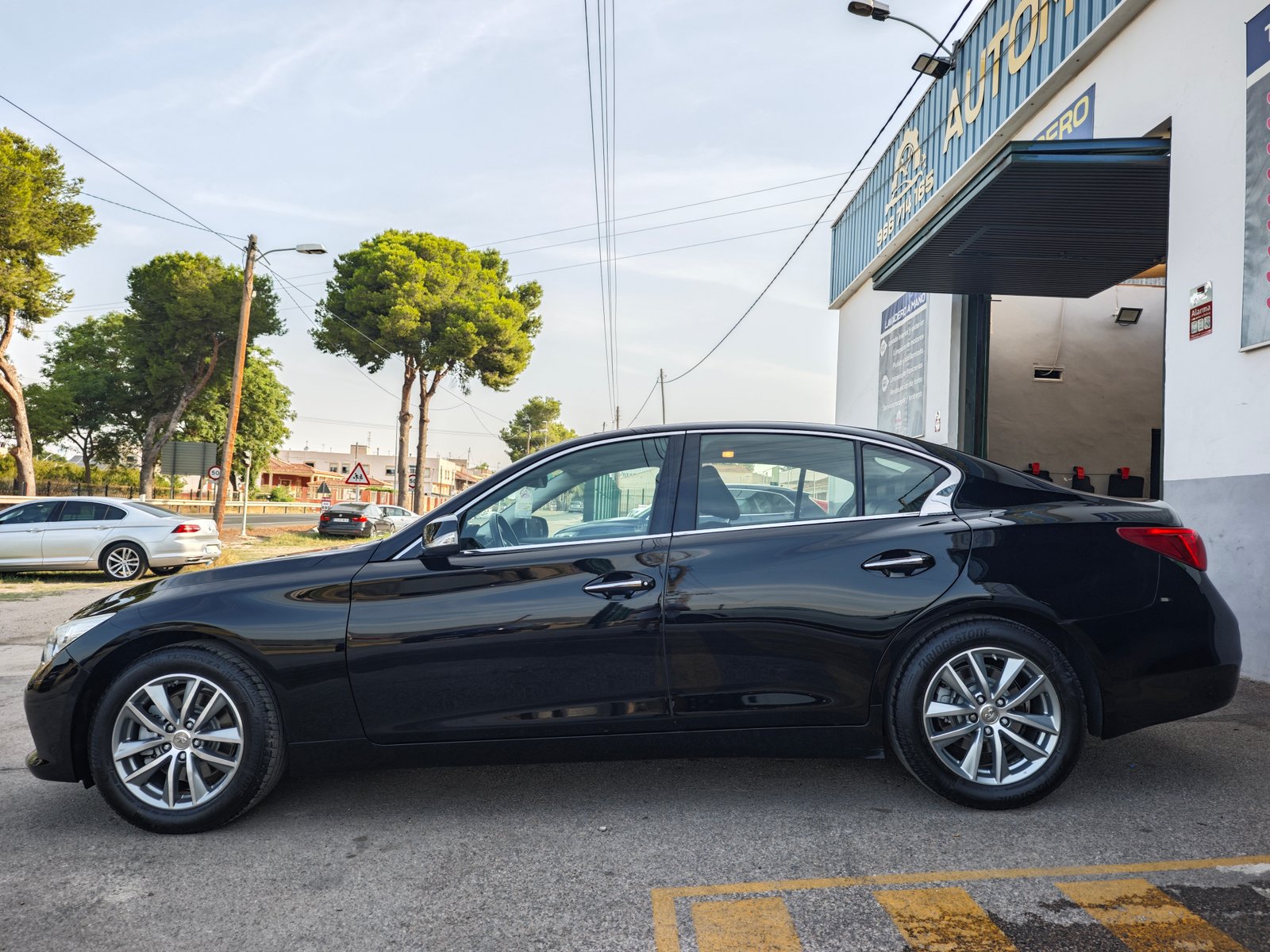 INFINITI 2.2d 170CV 7G Sport Edition