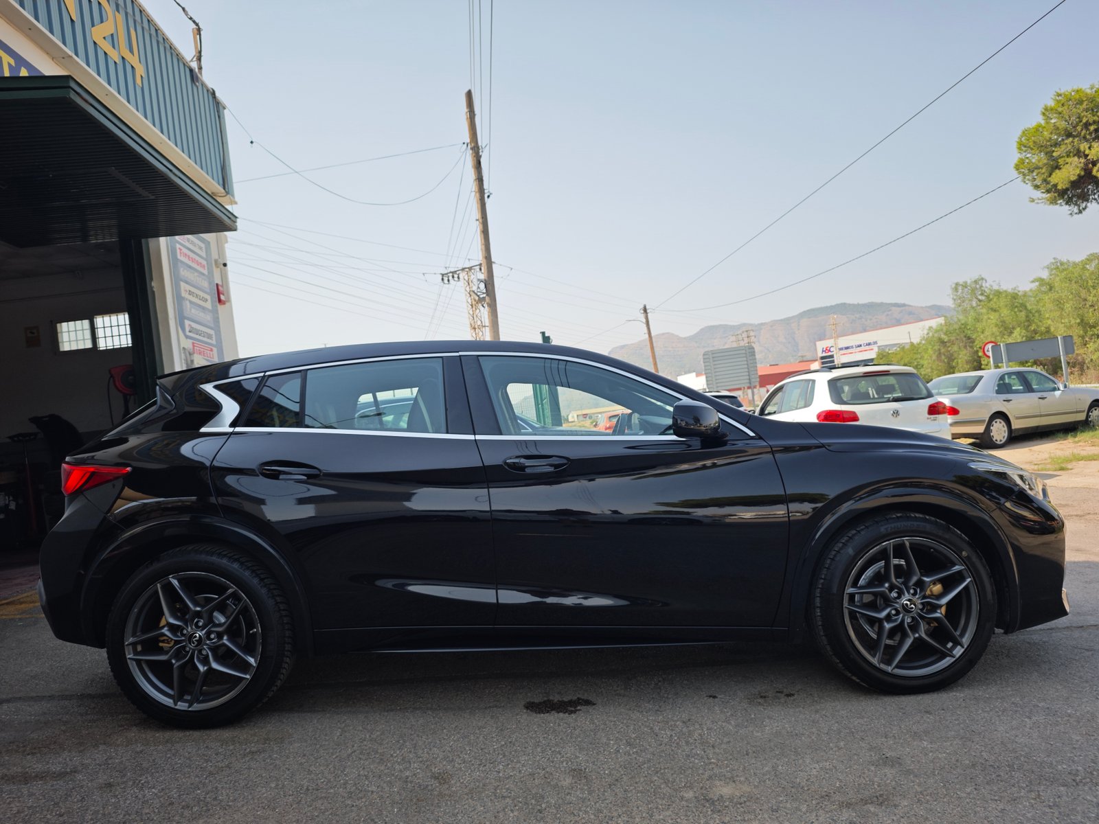 INFINITI INFINITI Q30 1.5D SPORT Edition 110cv PANORAMA FULL