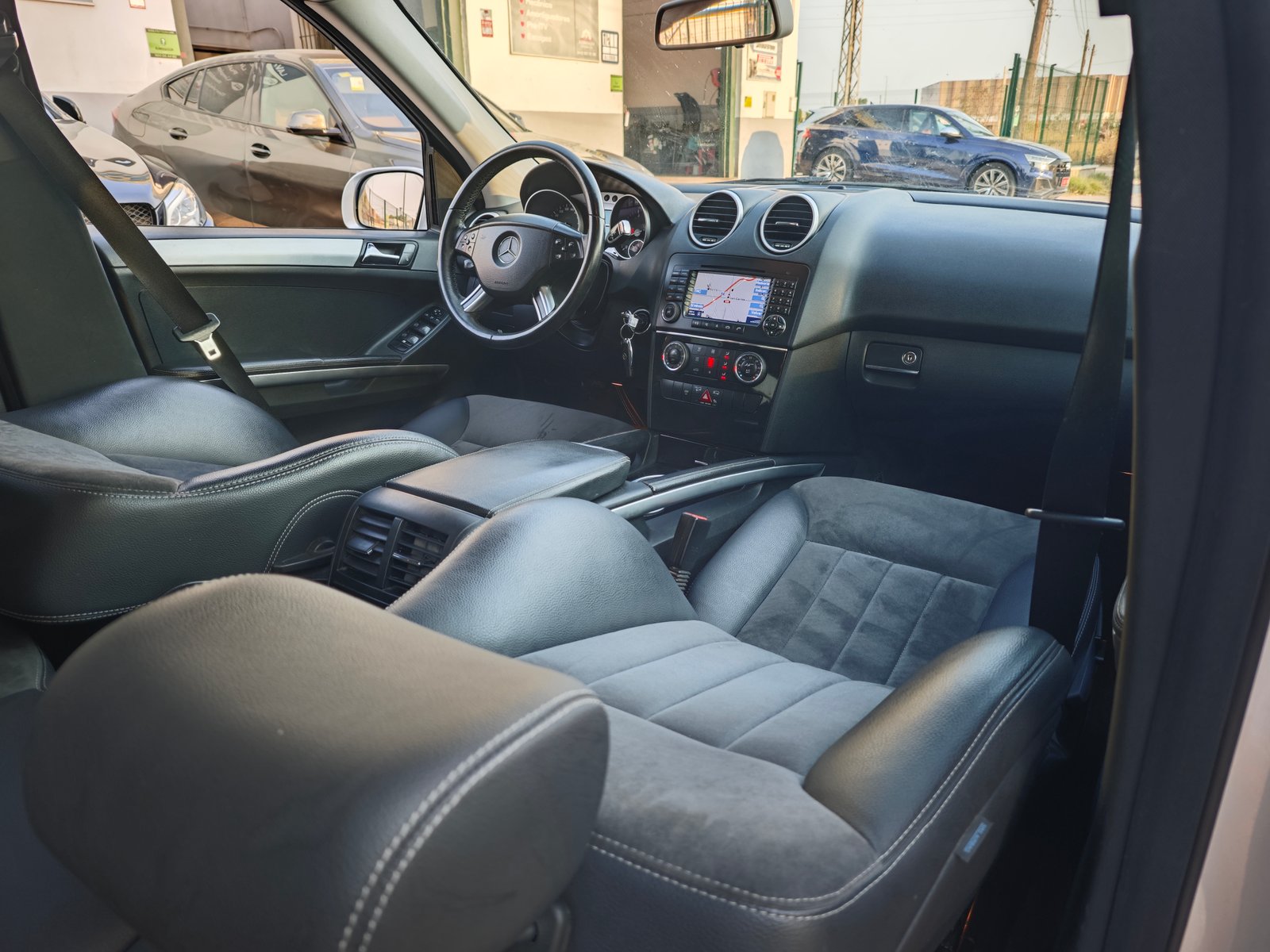 MERCEDES-BENZ ML 350 CGi 7G AVANTGARDE FULL