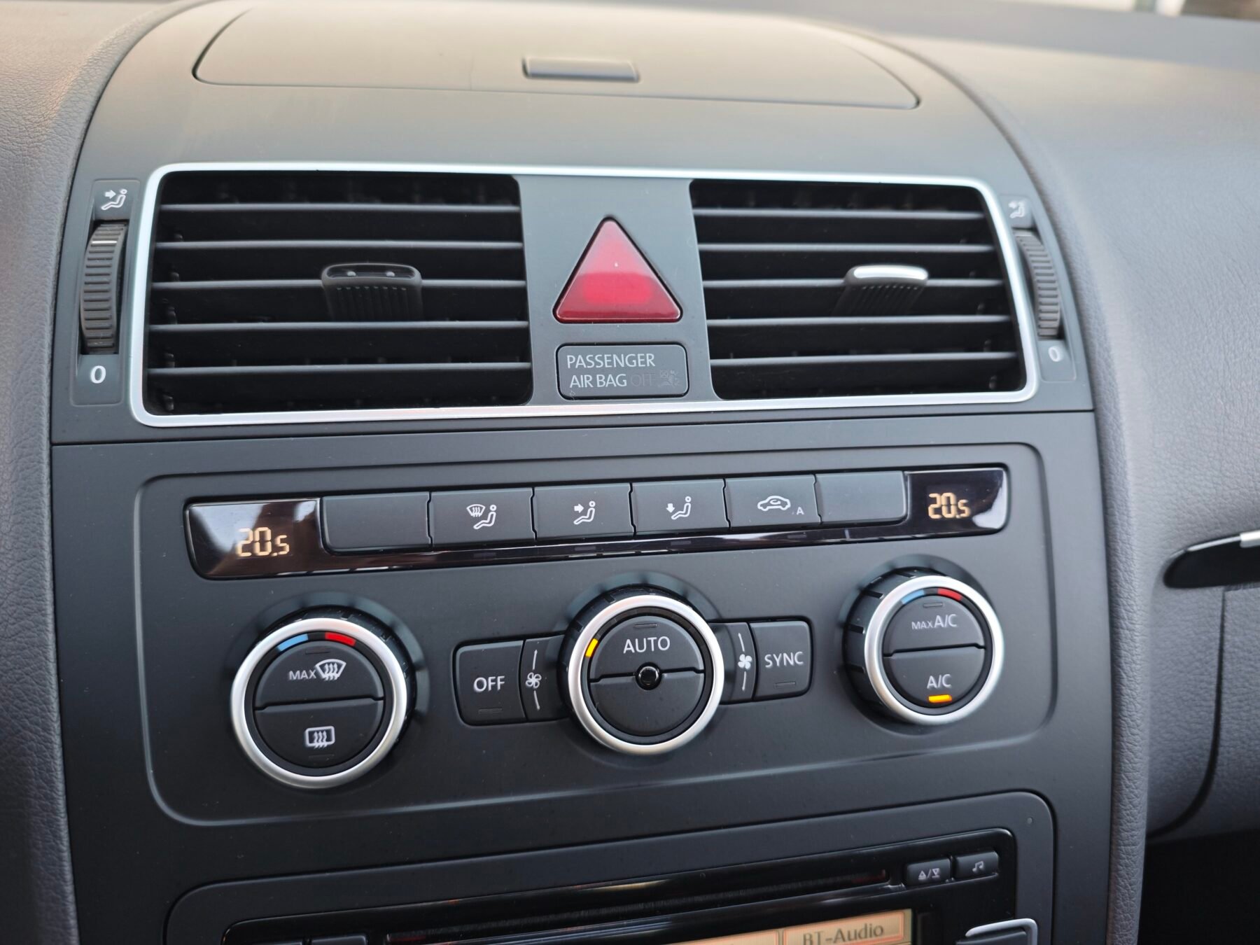 VOLKSWAGEN  Touran 2.0 TDI 140cv DSG Sport 7Plazas