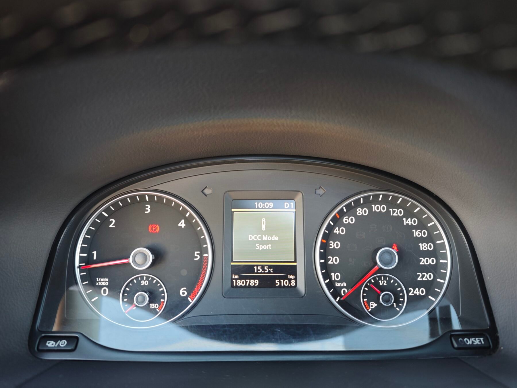 VOLKSWAGEN  Touran 2.0 TDI 140cv DSG Sport 7Plazas