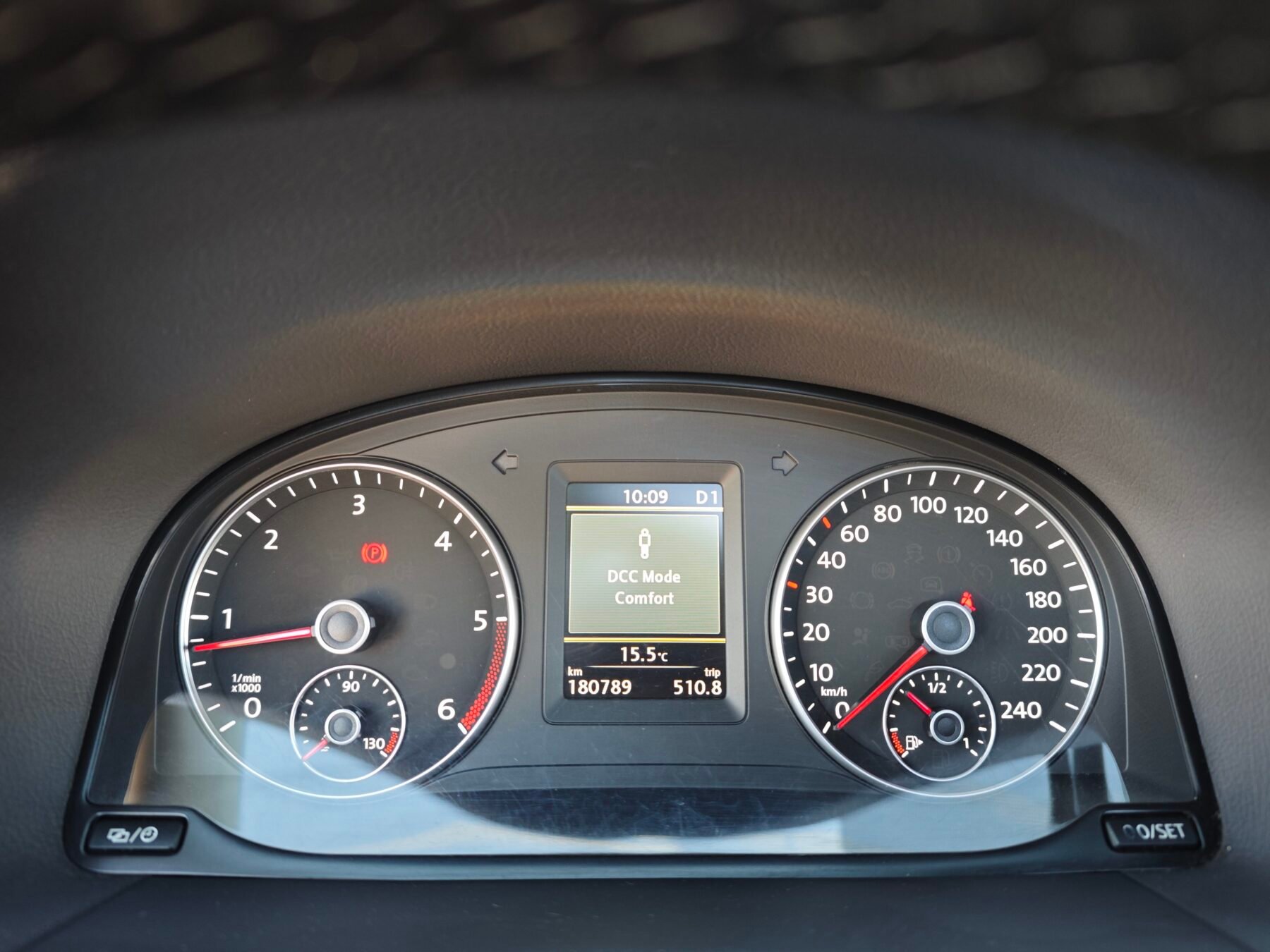 VOLKSWAGEN  Touran 2.0 TDI 140cv DSG Sport 7Plazas