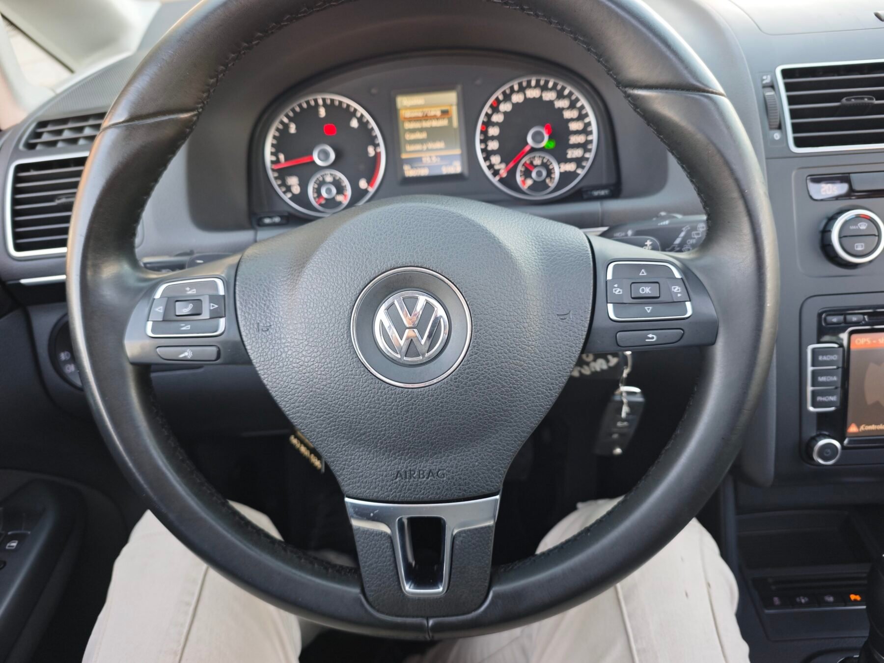 VOLKSWAGEN  Touran 2.0 TDI 140cv DSG Sport 7Plazas