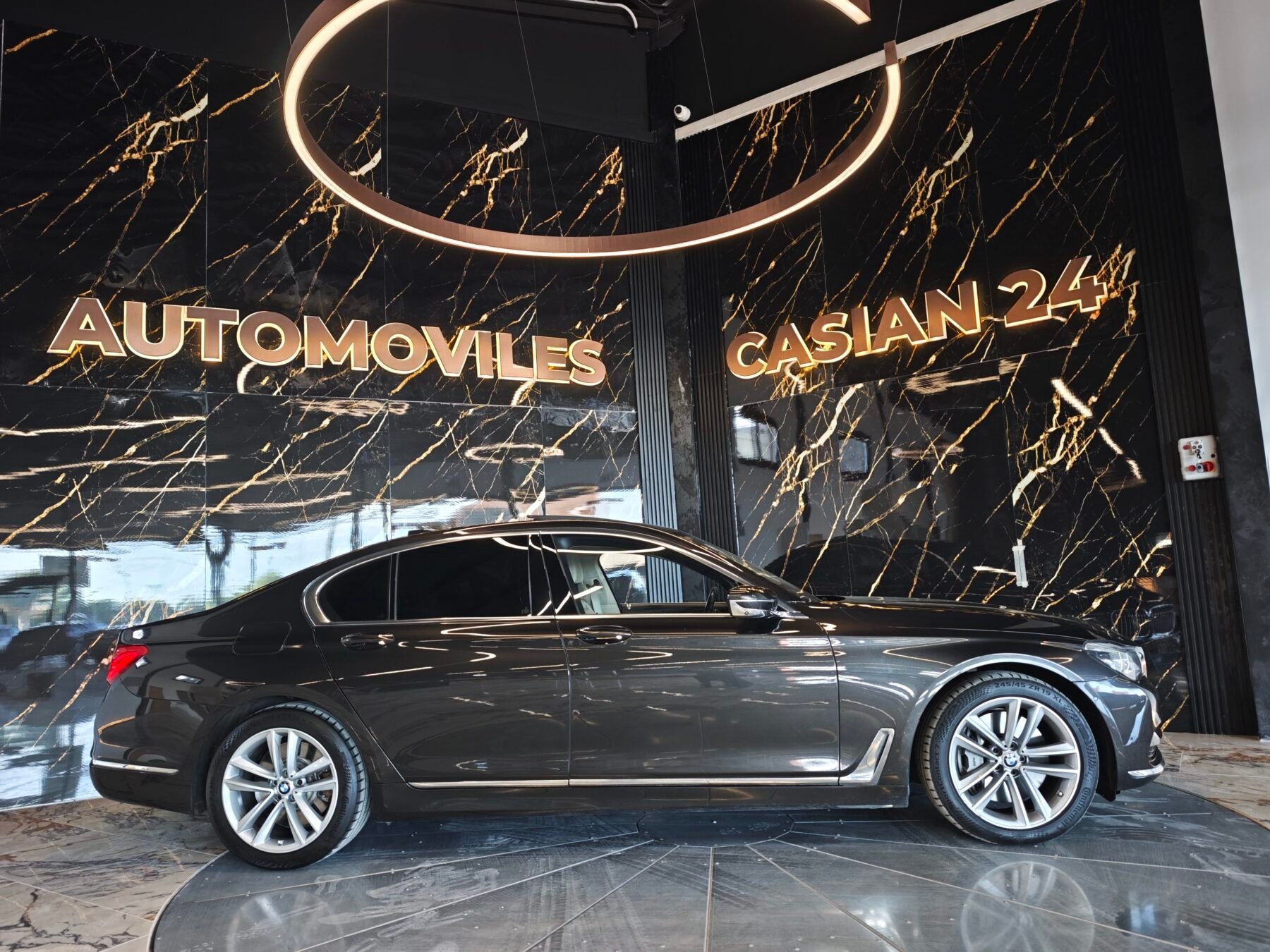 BMW  7 750iA xDrive 450Cv INDIVIDUAL FUL FUL FULL