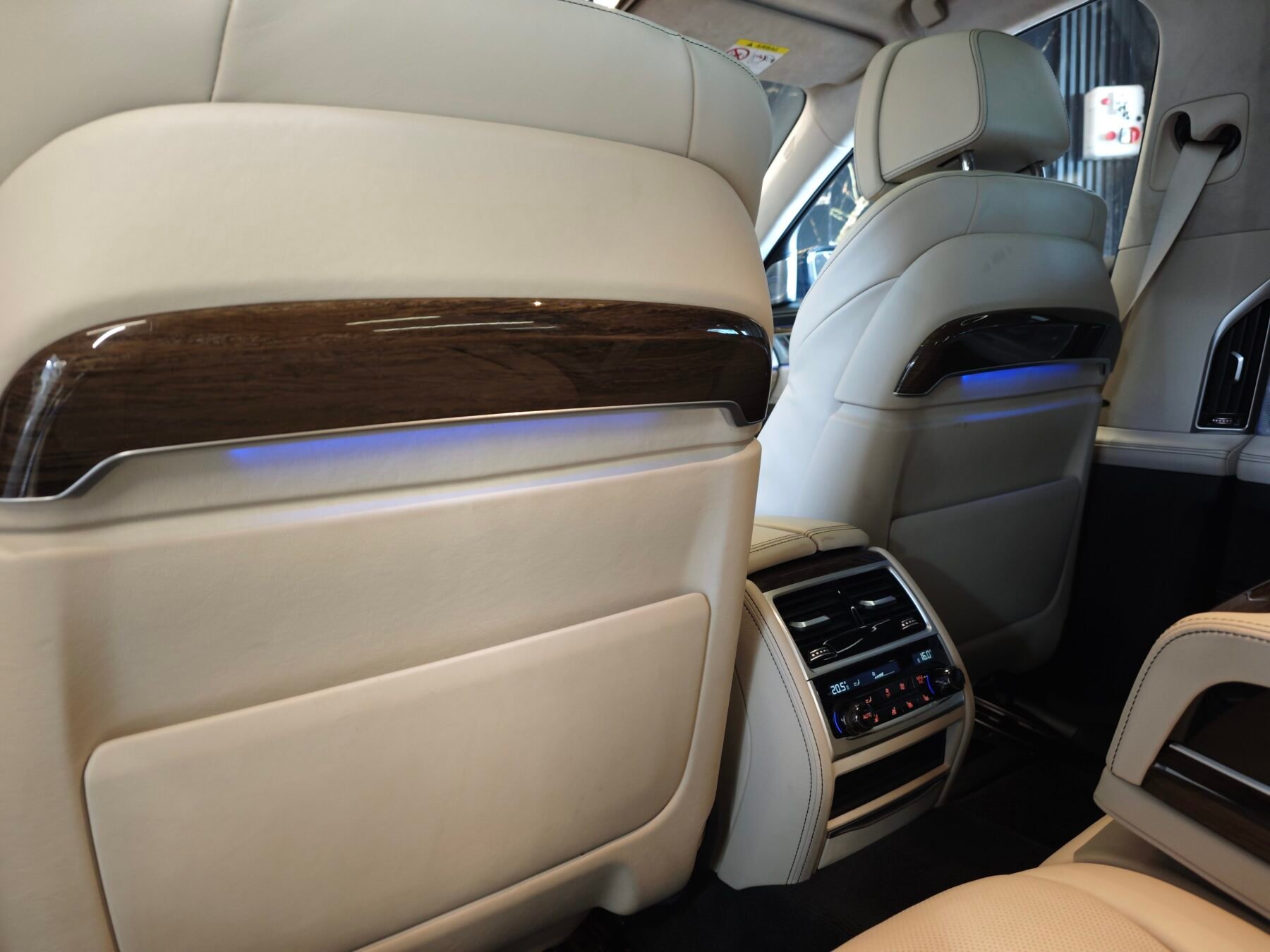 BMW  7 750iA xDrive 450Cv INDIVIDUAL FUL FUL FULL