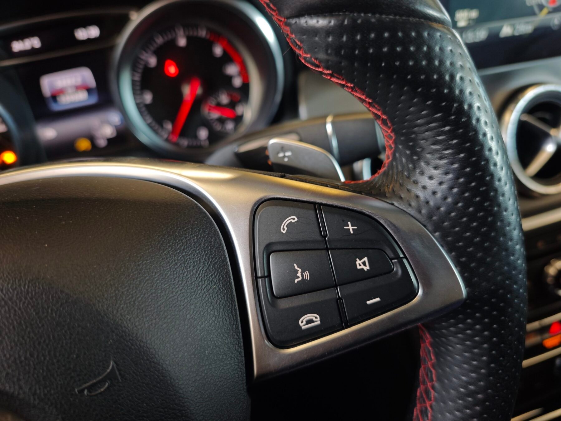 MERCEDES-BENZ  Clase CLA CLA 220 d 4MATIC Shooting Brake