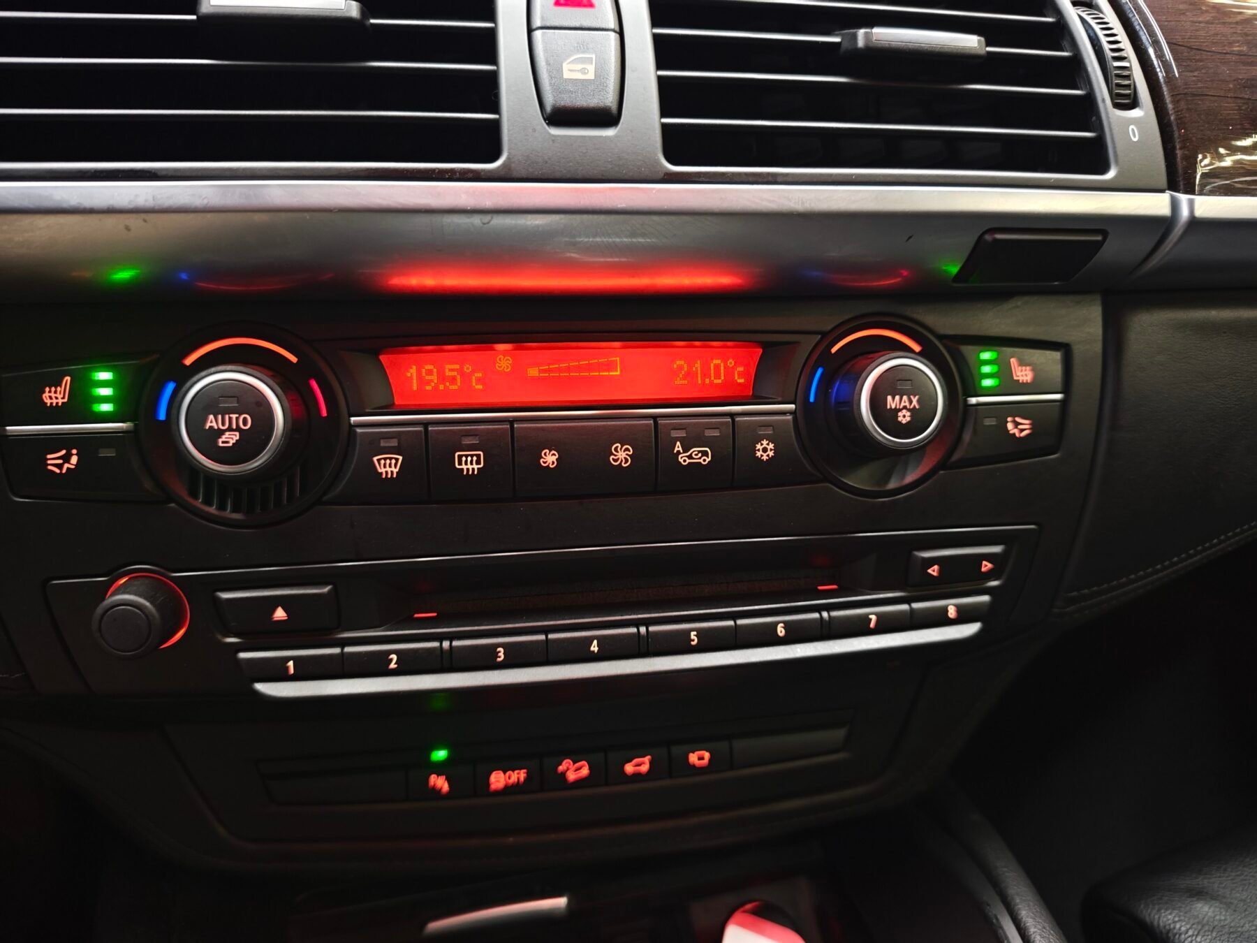 BMW X6 xDrive30d 245CV M Paket 8Velocidades 5Plazas