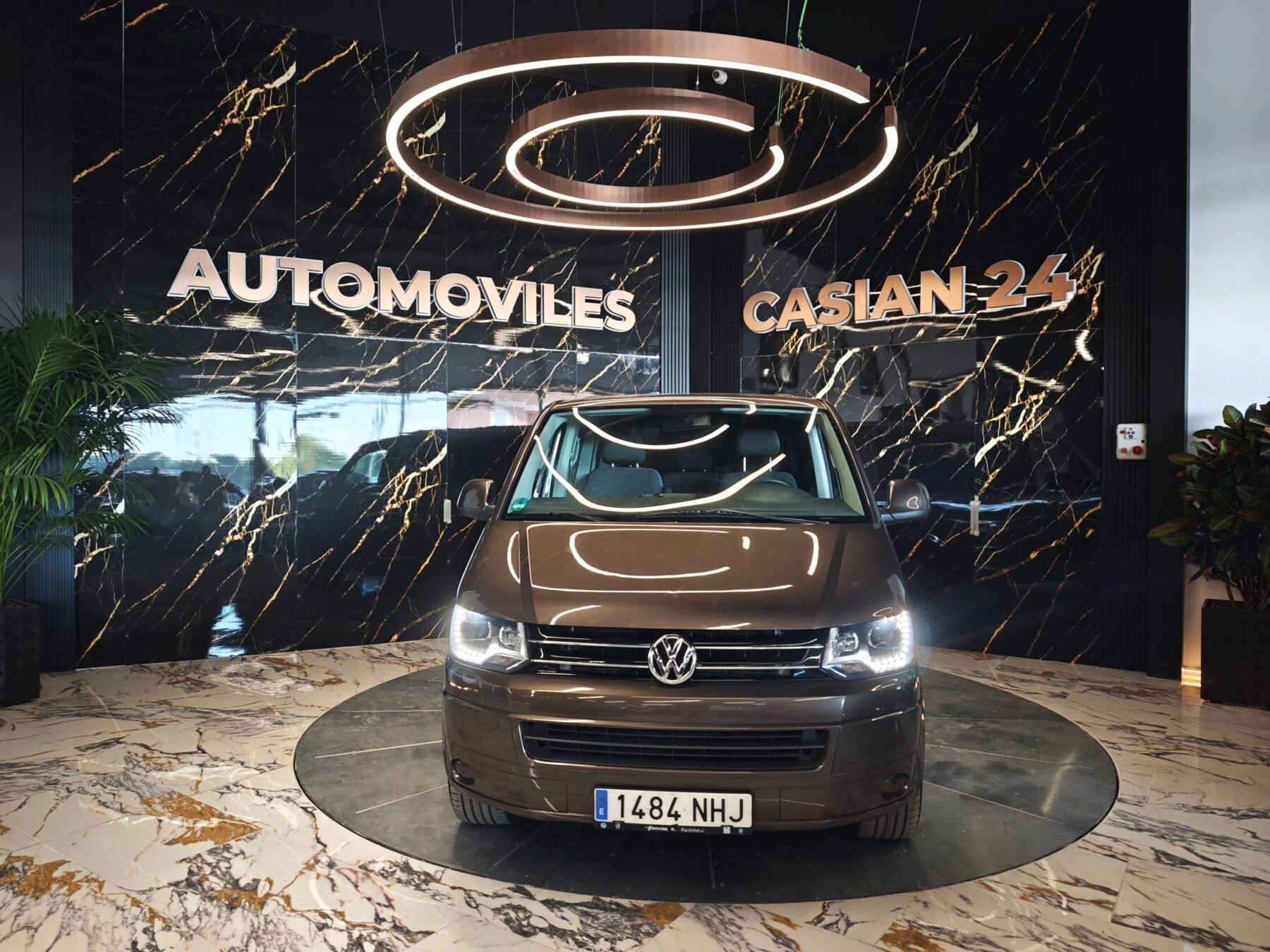 VOLKSWAGEN Caravelle Largo 2.0 TDI 115Comfort Line IMPOLUTA