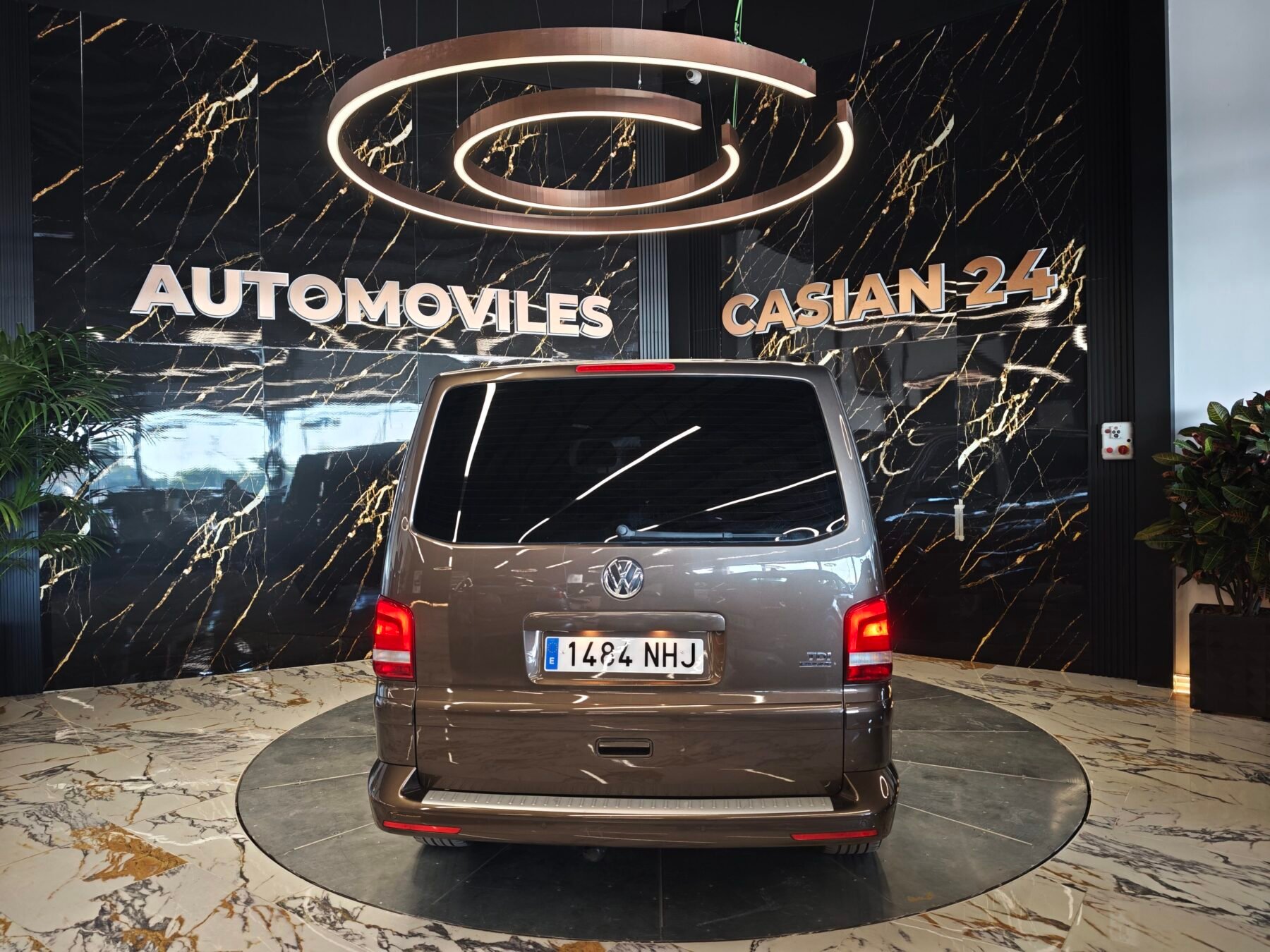 VOLKSWAGEN Caravelle Largo 2.0 TDI 115Comfort Line IMPOLUTA