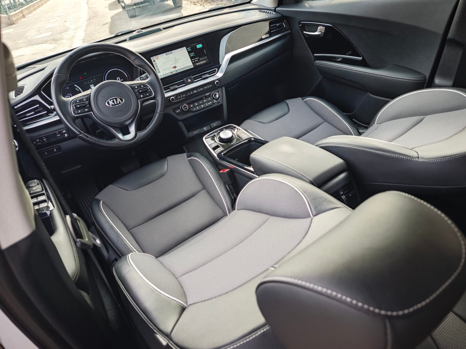 KIA e-Niro eNiro 100kW 136CV Emotion