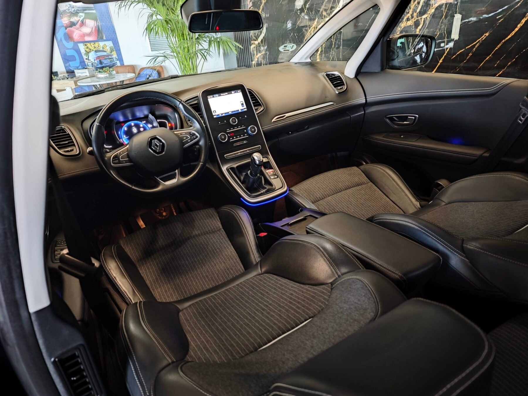 RENAULT Grand Scénic Zen 7PLAZAS dCi  150CV Sport Edition