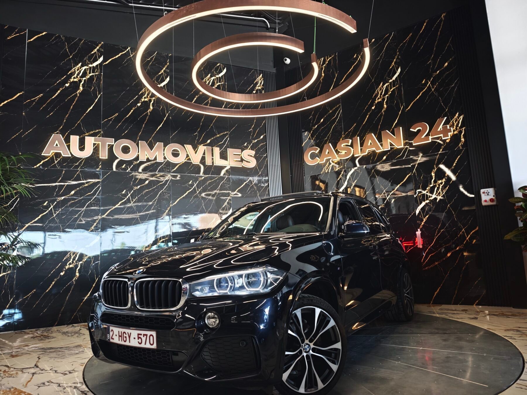 BMW X5 xDrive25d 230CV M Paket full