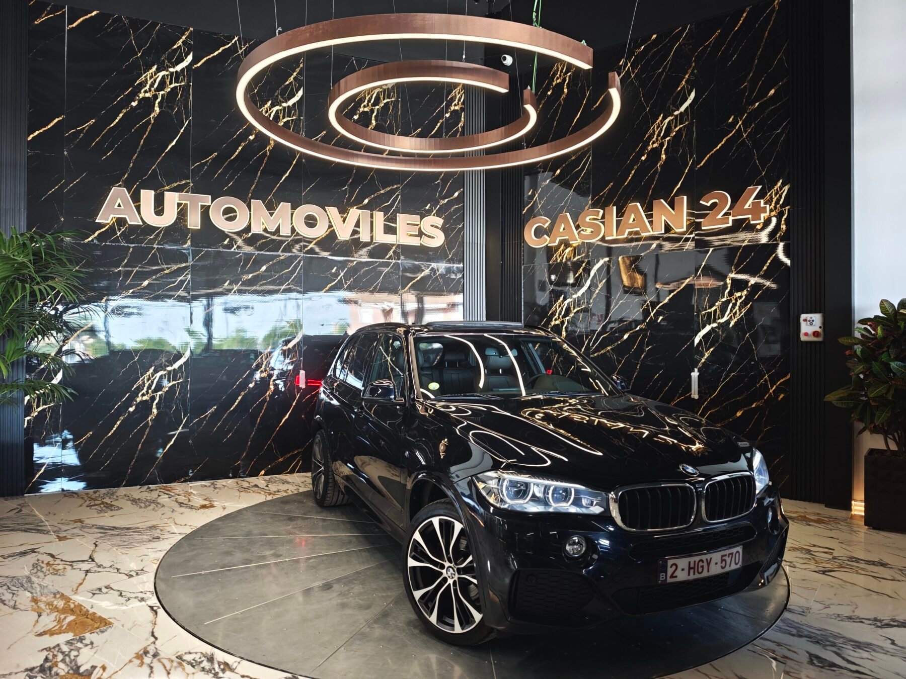 BMW X5 xDrive25d 230CV M Paket full