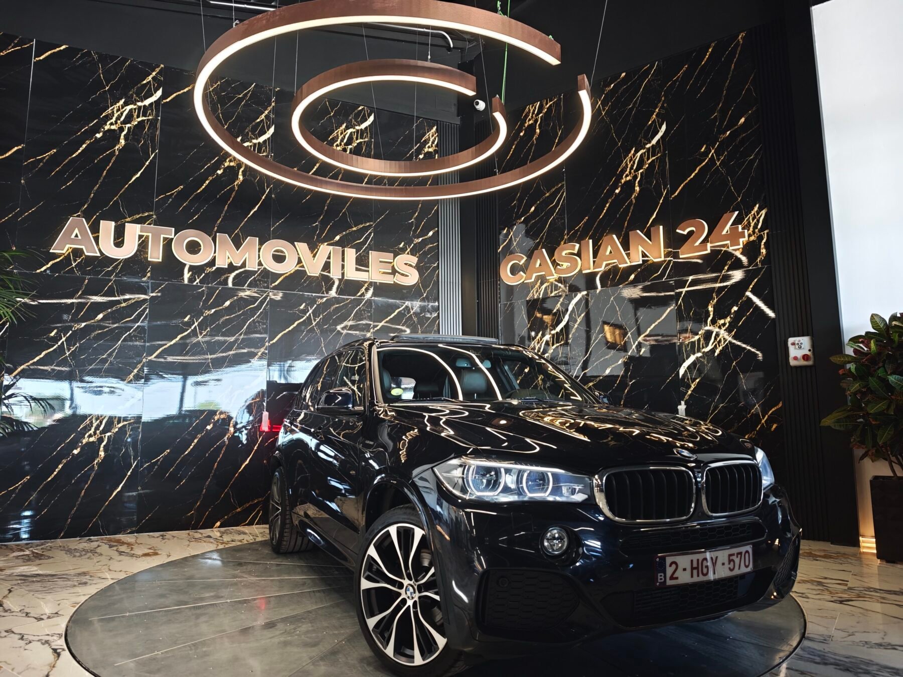 BMW X5 xDrive25d 230CV M Paket full