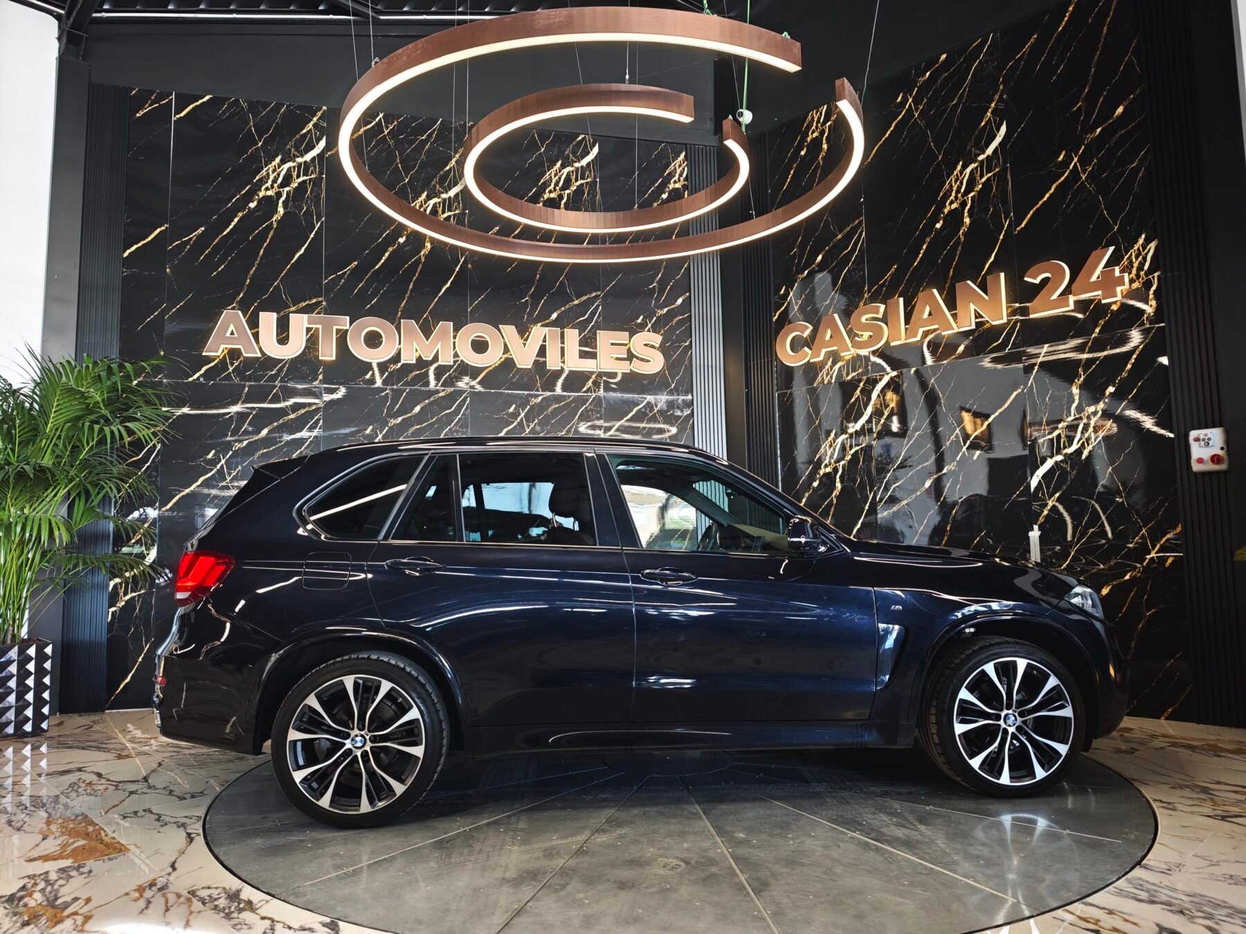 BMW X5 xDrive25d 230CV M Paket full