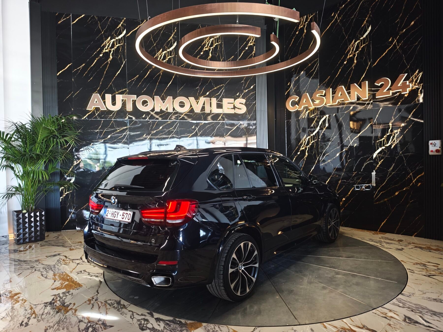 BMW X5 xDrive25d 230CV M Paket full