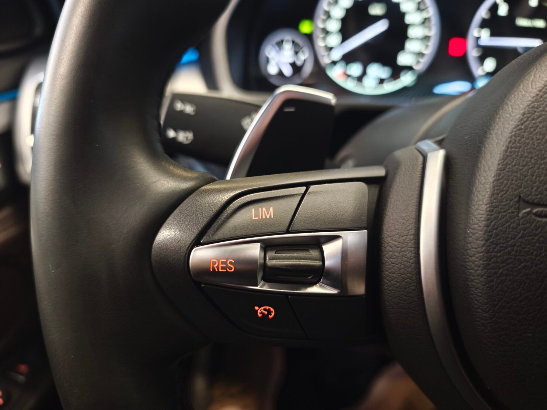 BMW X5 xDrive25d 230CV M Paket full