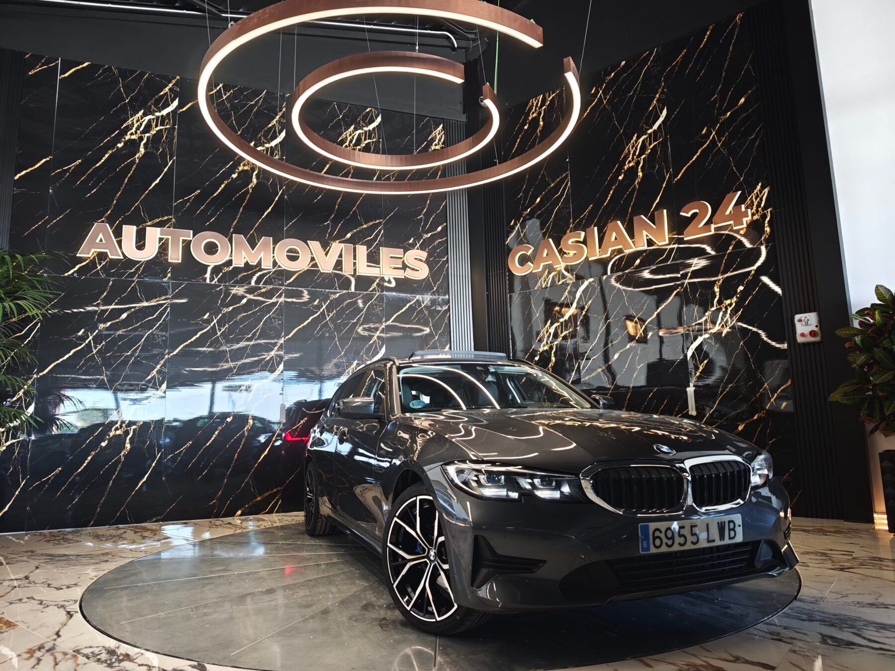 BMW 318d MOTOR 2.0 150CV Bi Turbo IMPOLUTO Auto.Touring