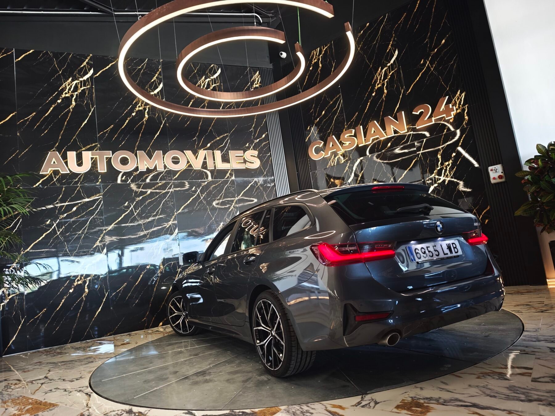 BMW 318d MOTOR 2.0 150CV Bi Turbo IMPOLUTO Auto.Touring