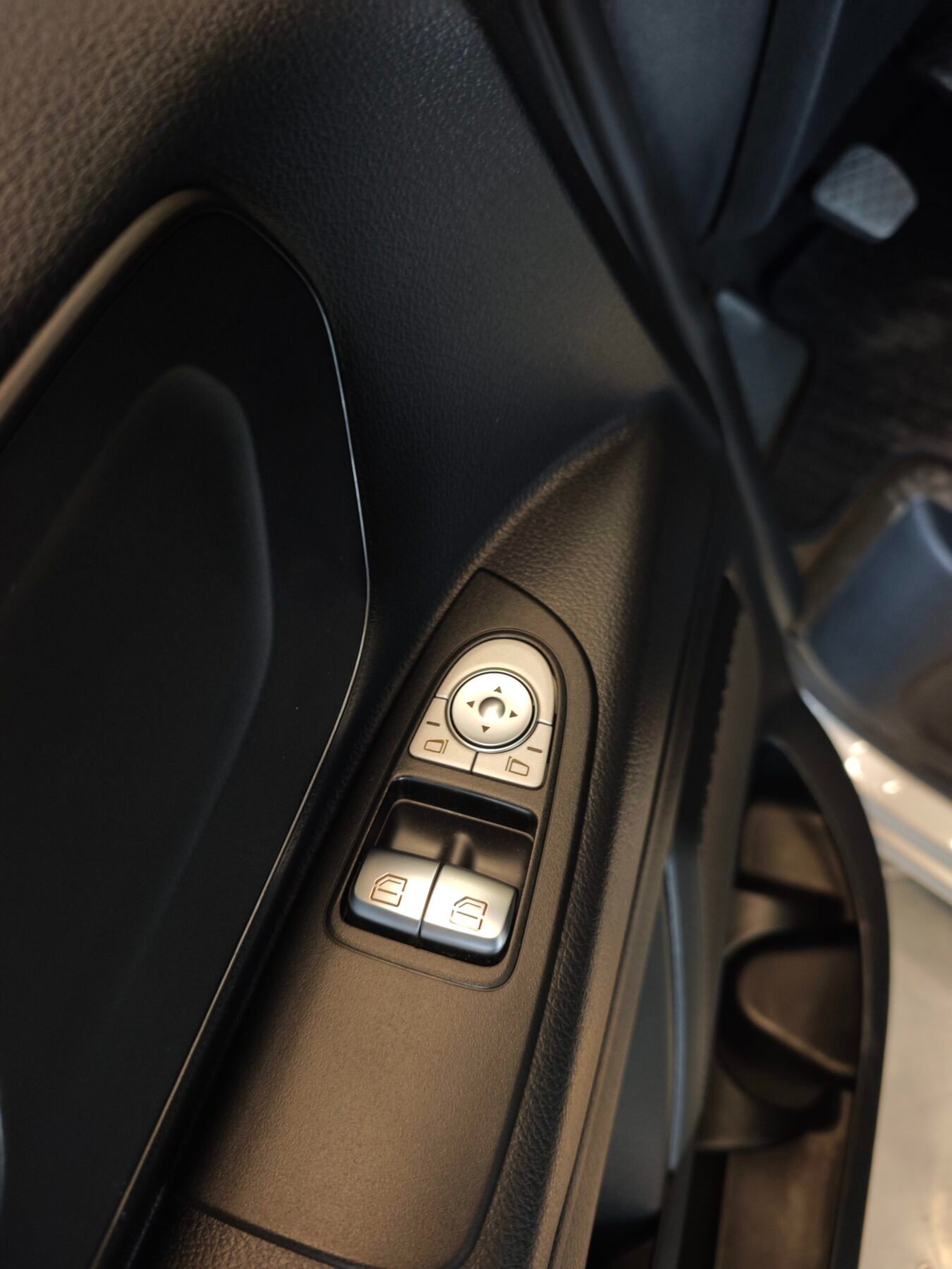 MERCEDES-BENZ Vito 114 CDI TD Mixto Compacta