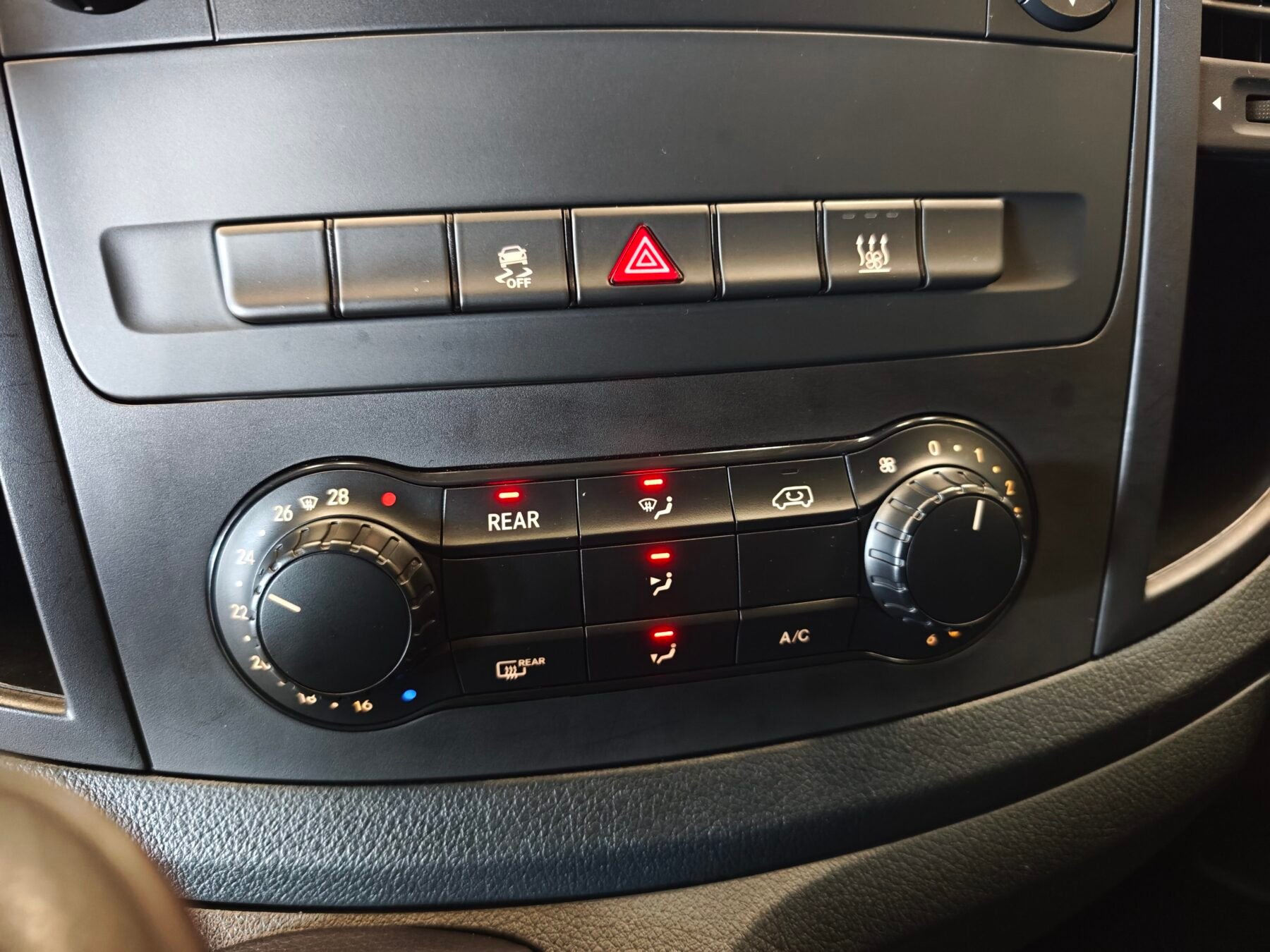 MERCEDES-BENZ Vito 114 CDI TD Mixto Compacta