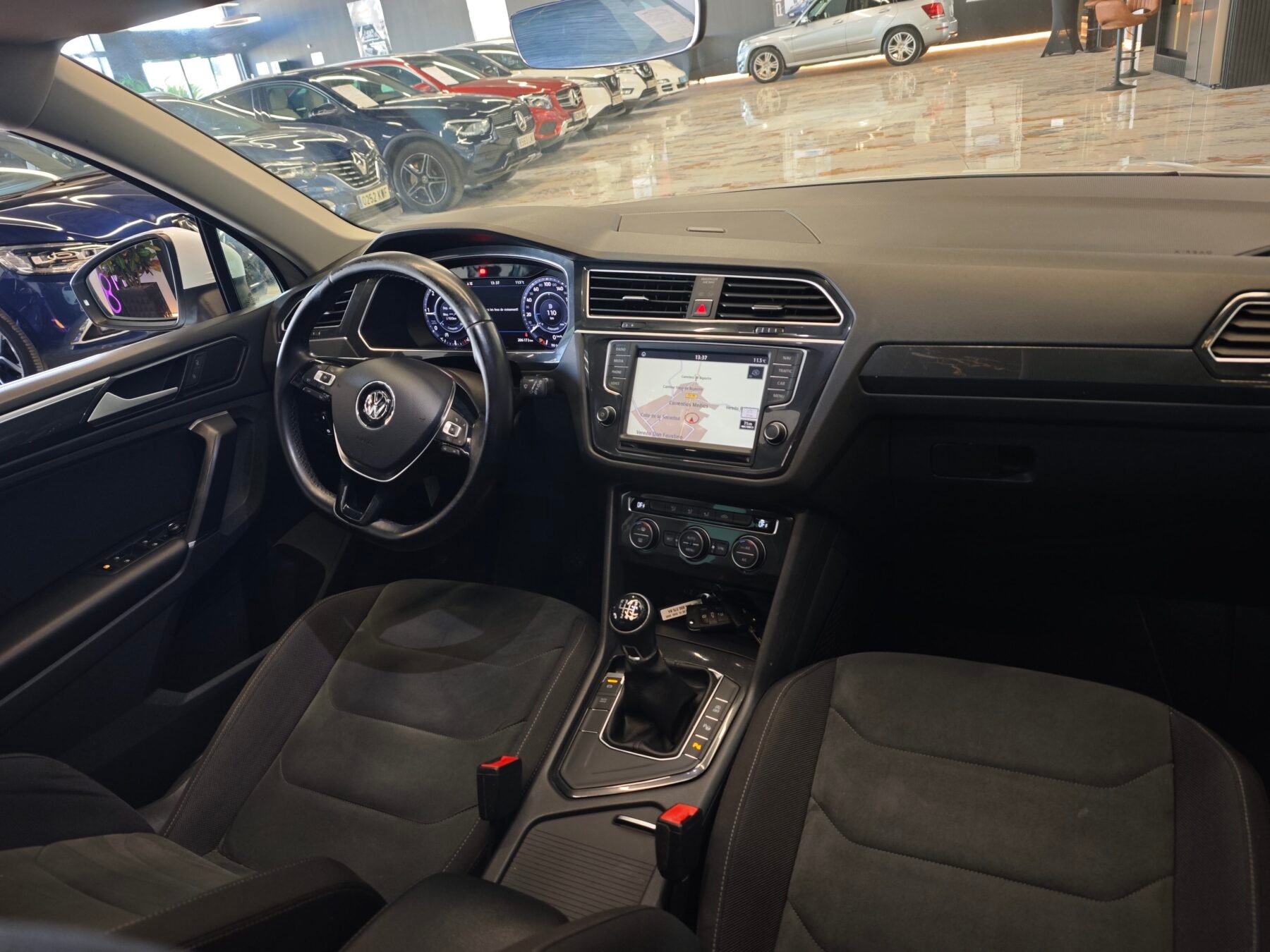 VOLKSWAGEN  Tiguan Sport Line 2.0 TDI  150CV DSG Panorama full