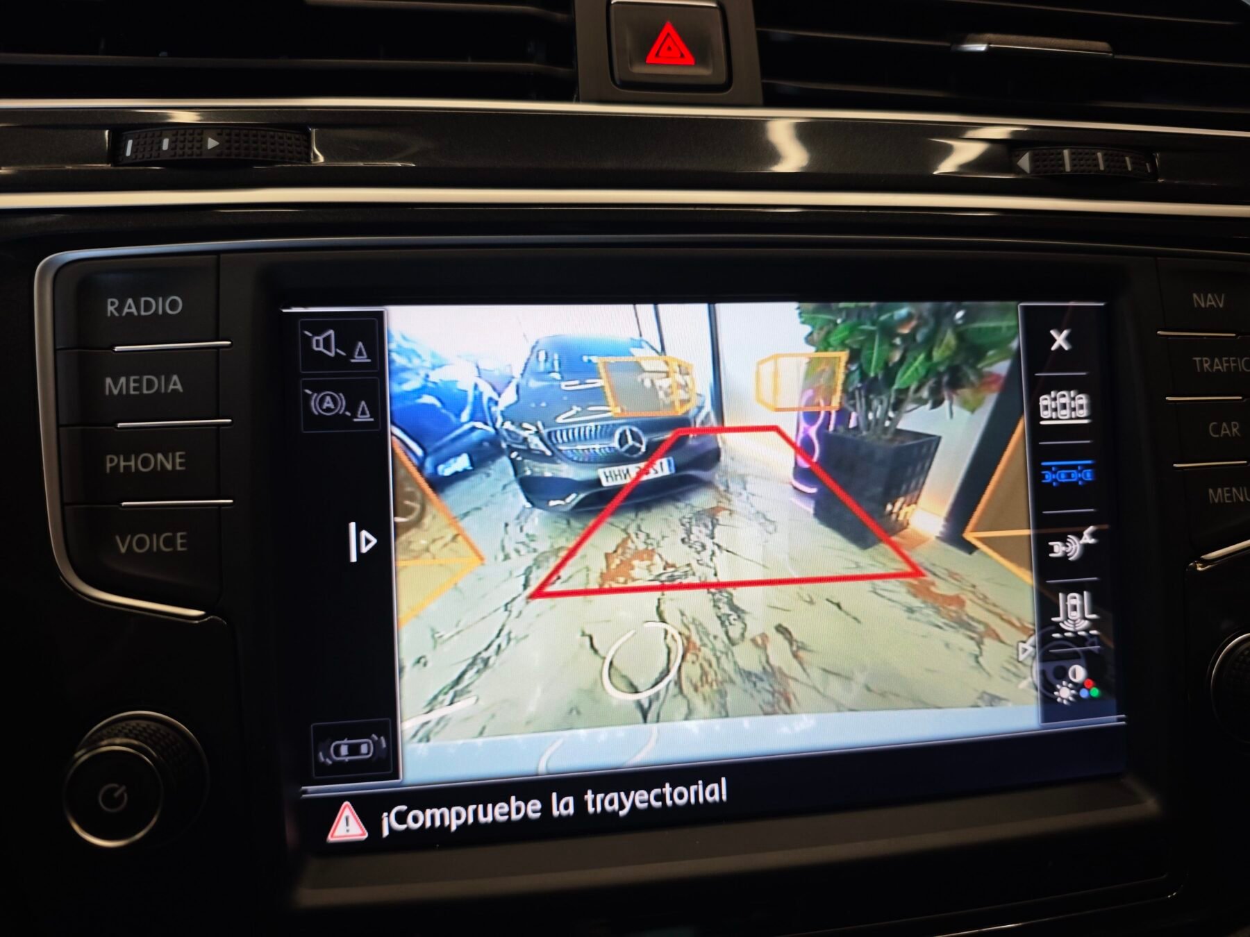 VOLKSWAGEN  Tiguan Sport Line 2.0 TDI  150CV DSG Panorama full