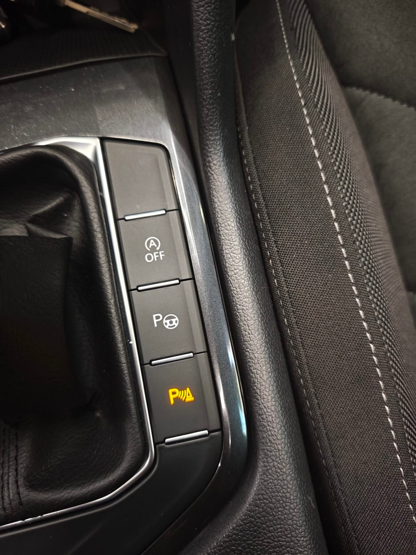 VOLKSWAGEN  Tiguan Sport Line 2.0 TDI  150CV DSG Panorama full