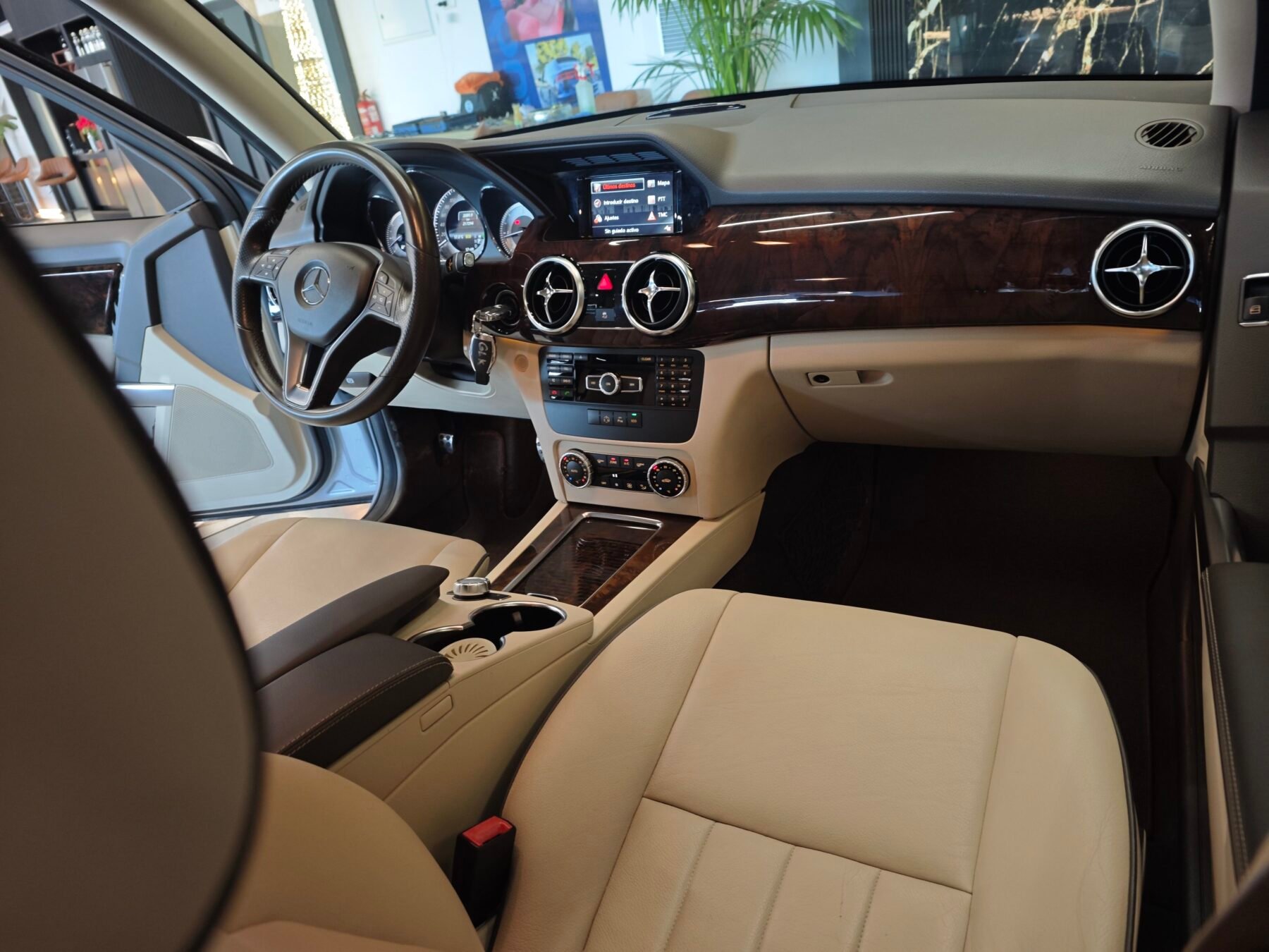 MERCEDES-BENZ GLK 220 CDI 7G AVANTGARDE