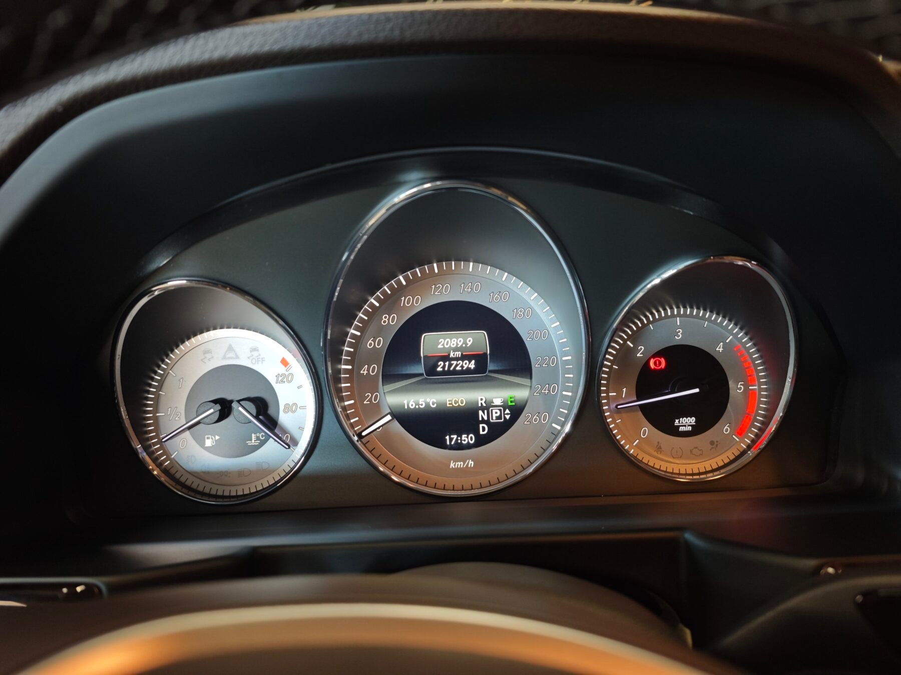 MERCEDES-BENZ GLK 220 CDI 7G AVANTGARDE