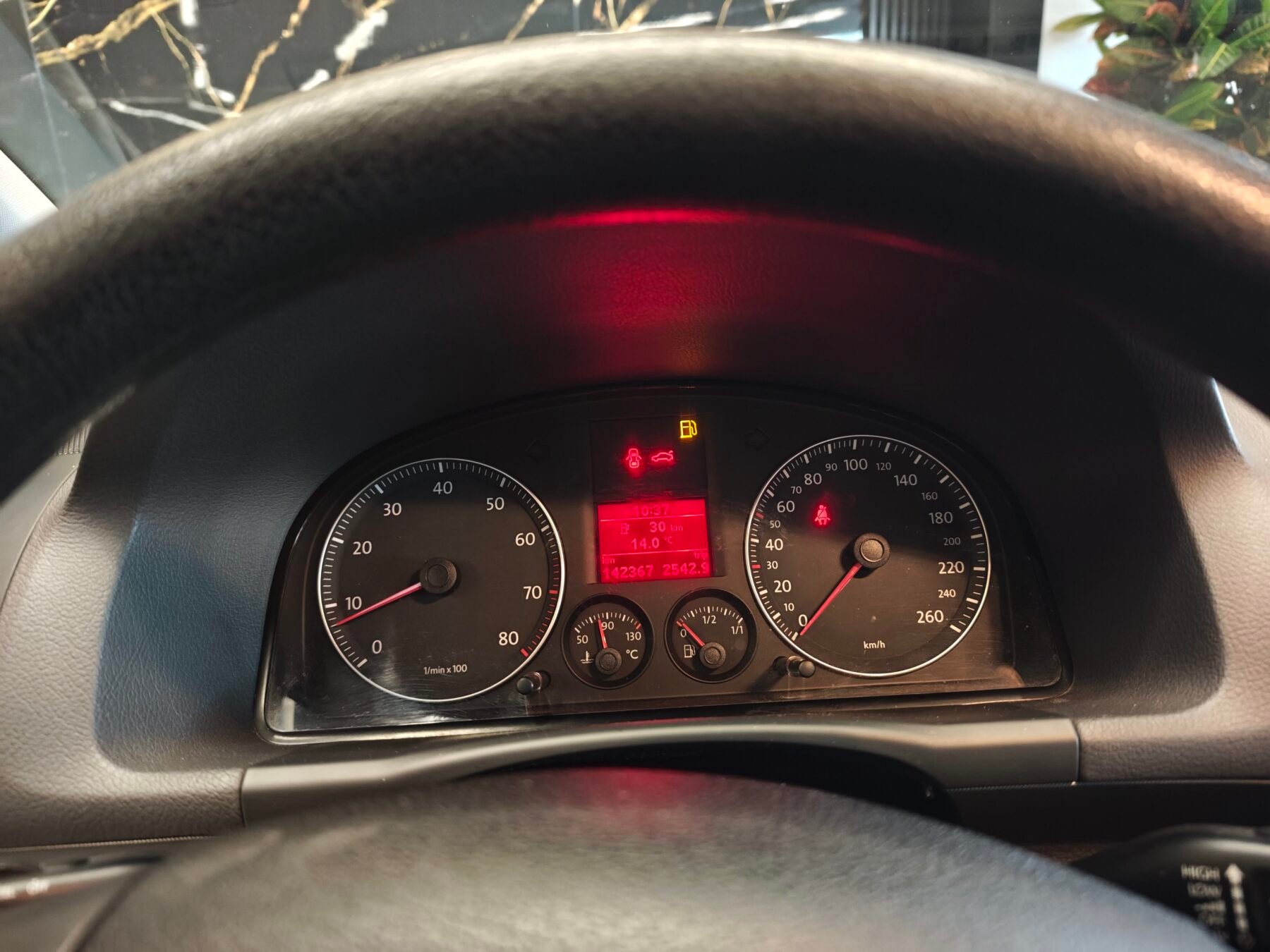 VOLKSWAGEN TOURAN 1.6 GASOLINA 7PLAZAS 105CV