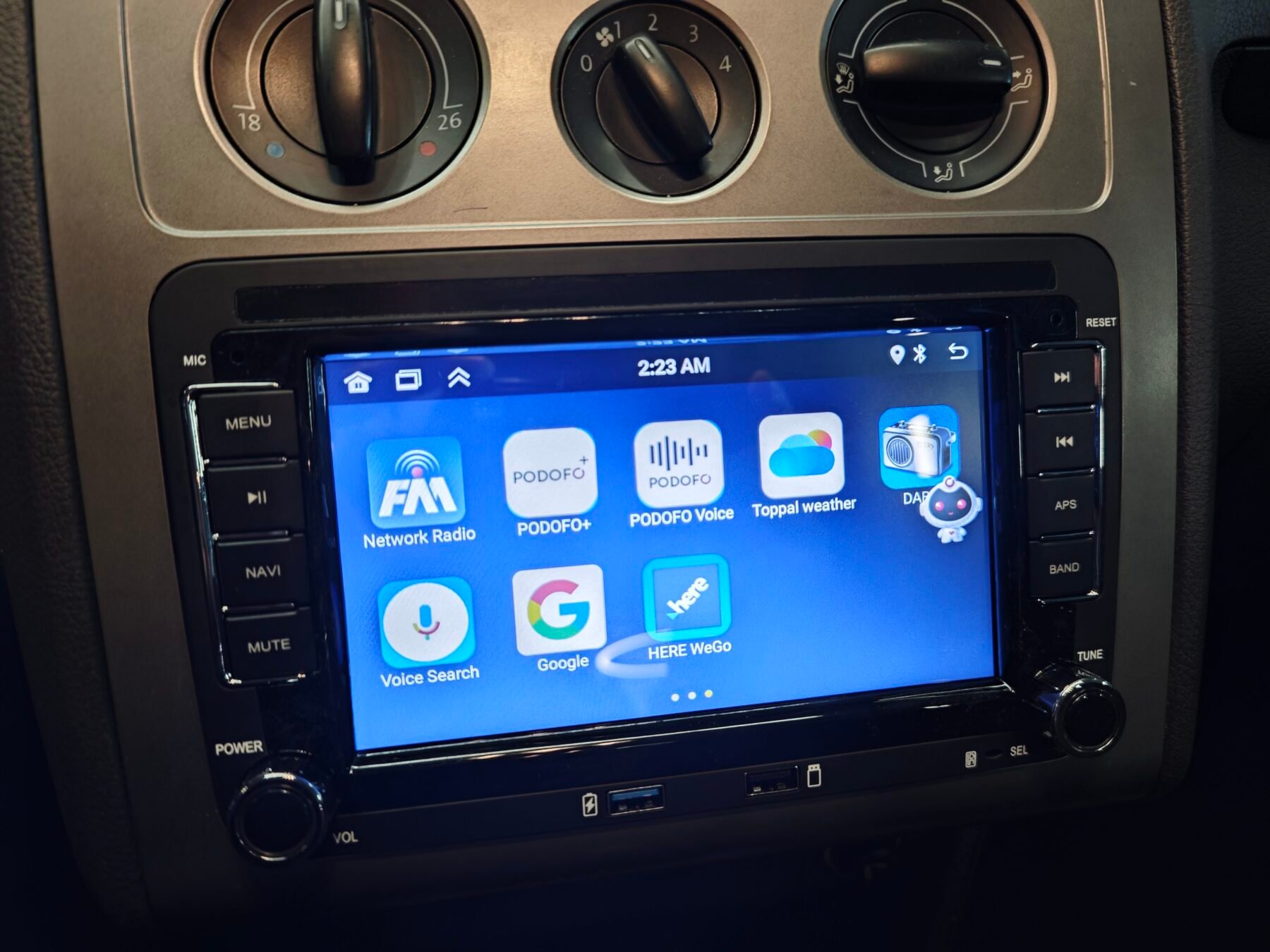 VOLKSWAGEN TOURAN 1.6 GASOLINA 7PLAZAS 105CV