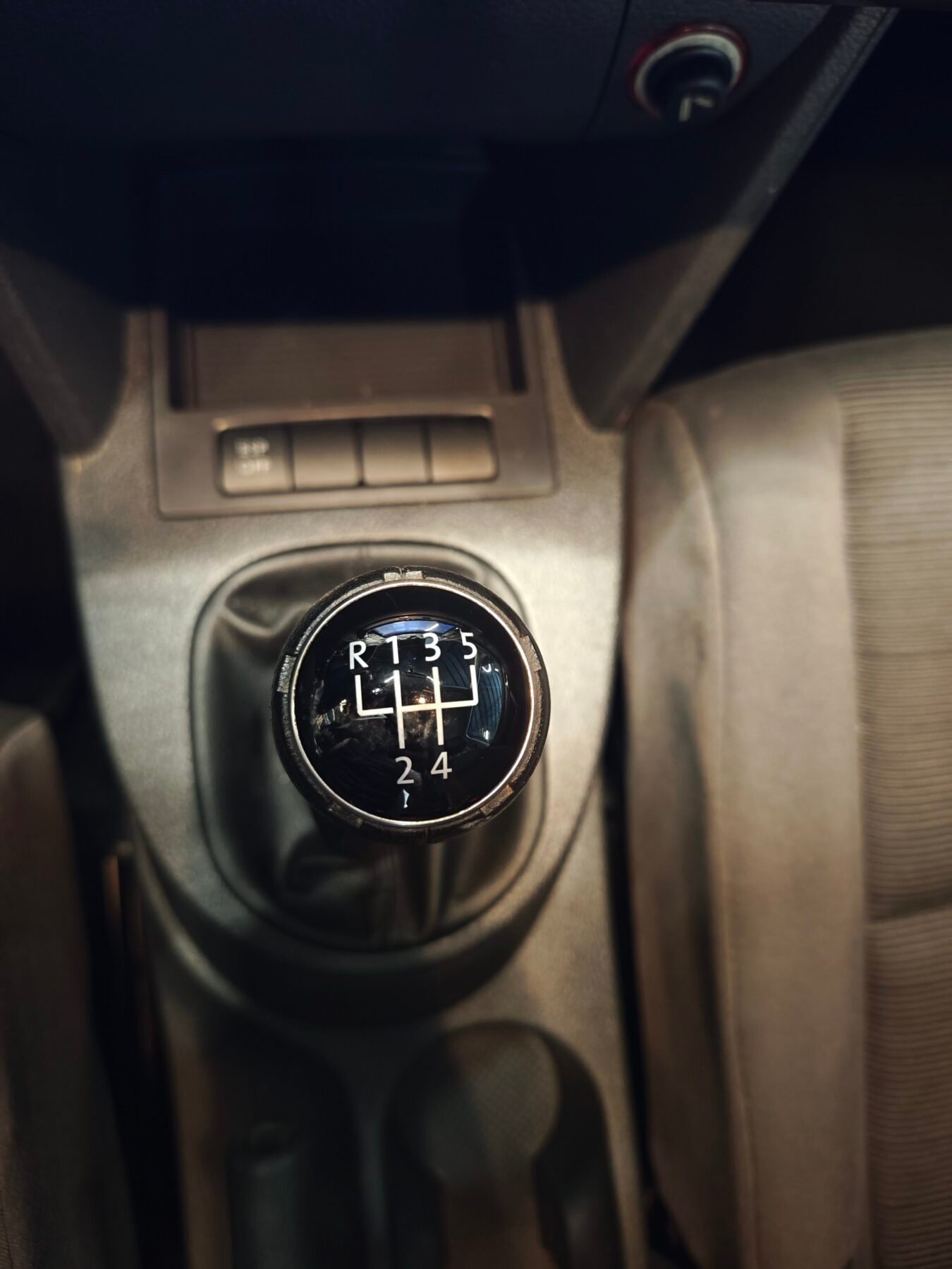 VOLKSWAGEN TOURAN 1.6 GASOLINA 7PLAZAS 105CV