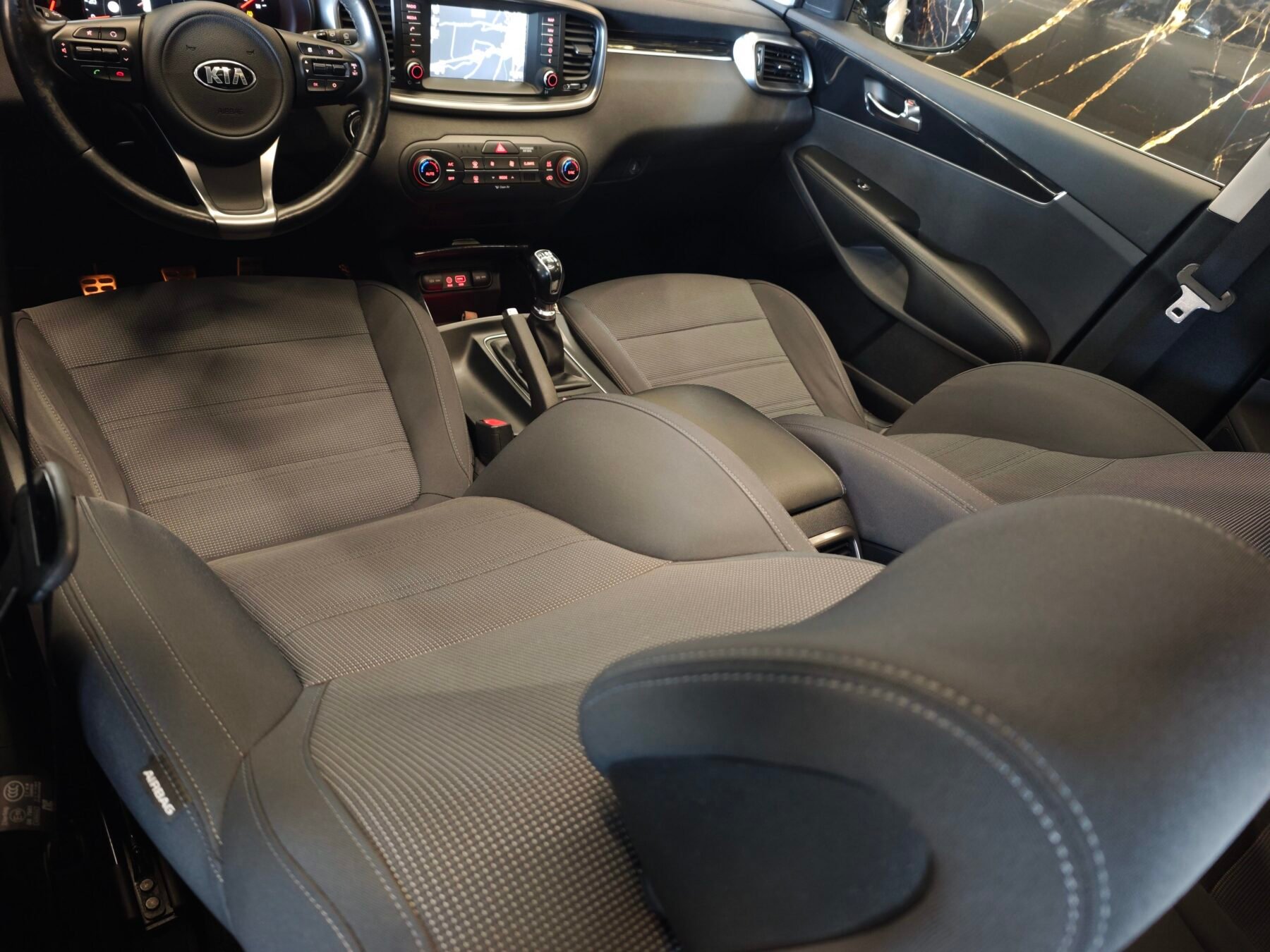 KIA  Sorento 2.2 CRDi Drive 4x2 7PLAZAS Sport edition PANORAMA