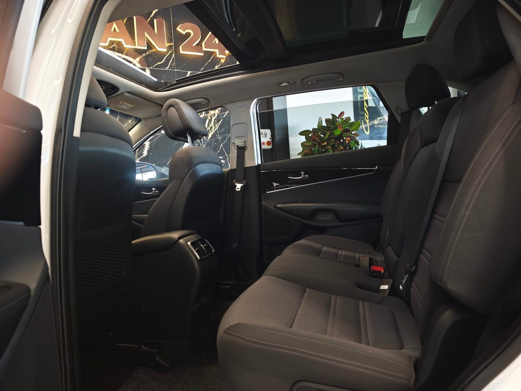 KIA  Sorento 2.2 CRDi Drive 4x2 7PLAZAS Sport edition PANORAMA