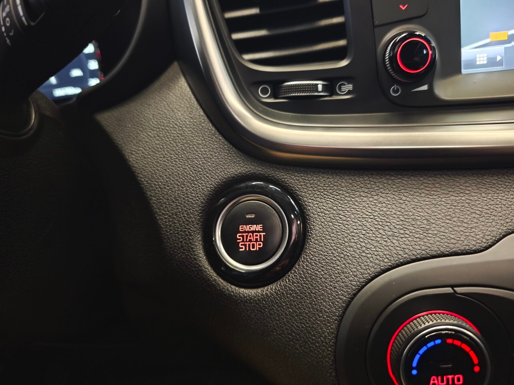 KIA  Sorento 2.2 CRDi Drive 4x2 7PLAZAS Sport edition PANORAMA