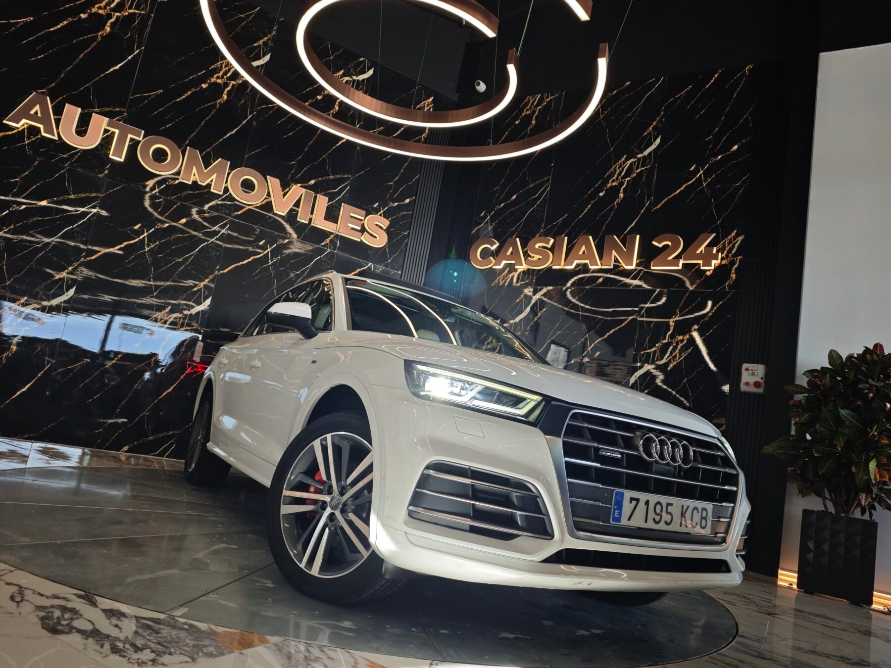 AUDI Q5 S line 2.0 TDI 140kW quattro S tronic