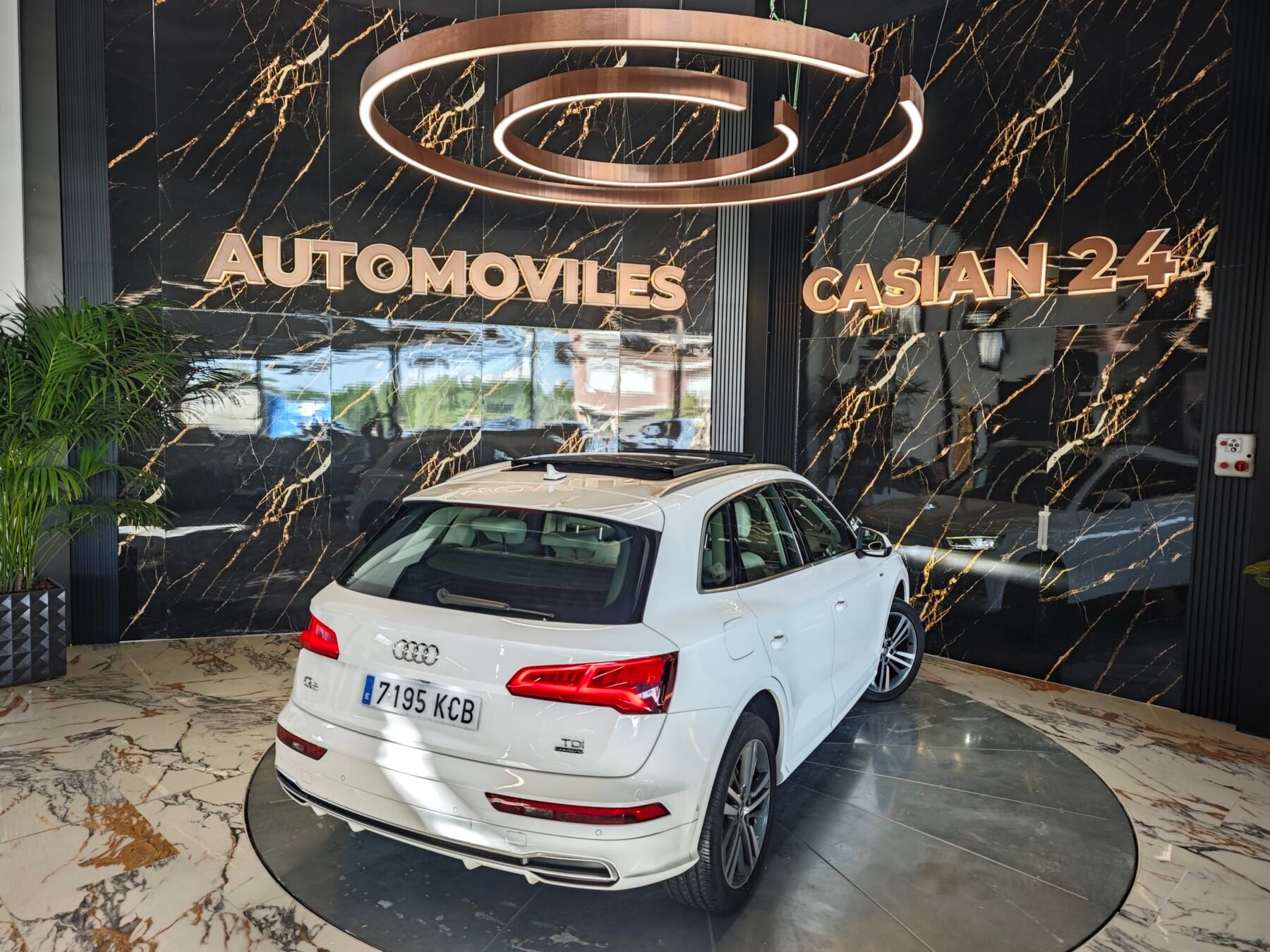 AUDI Q5 S line 2.0 TDI 140kW quattro S tronic