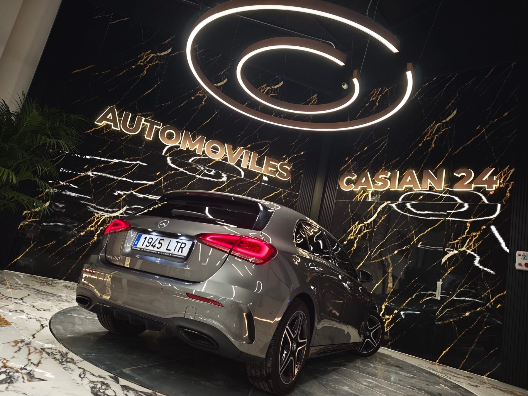 MERCEDES-BENZ  A A180 Gasolina AMG Motor  Mercedes con CADENA 