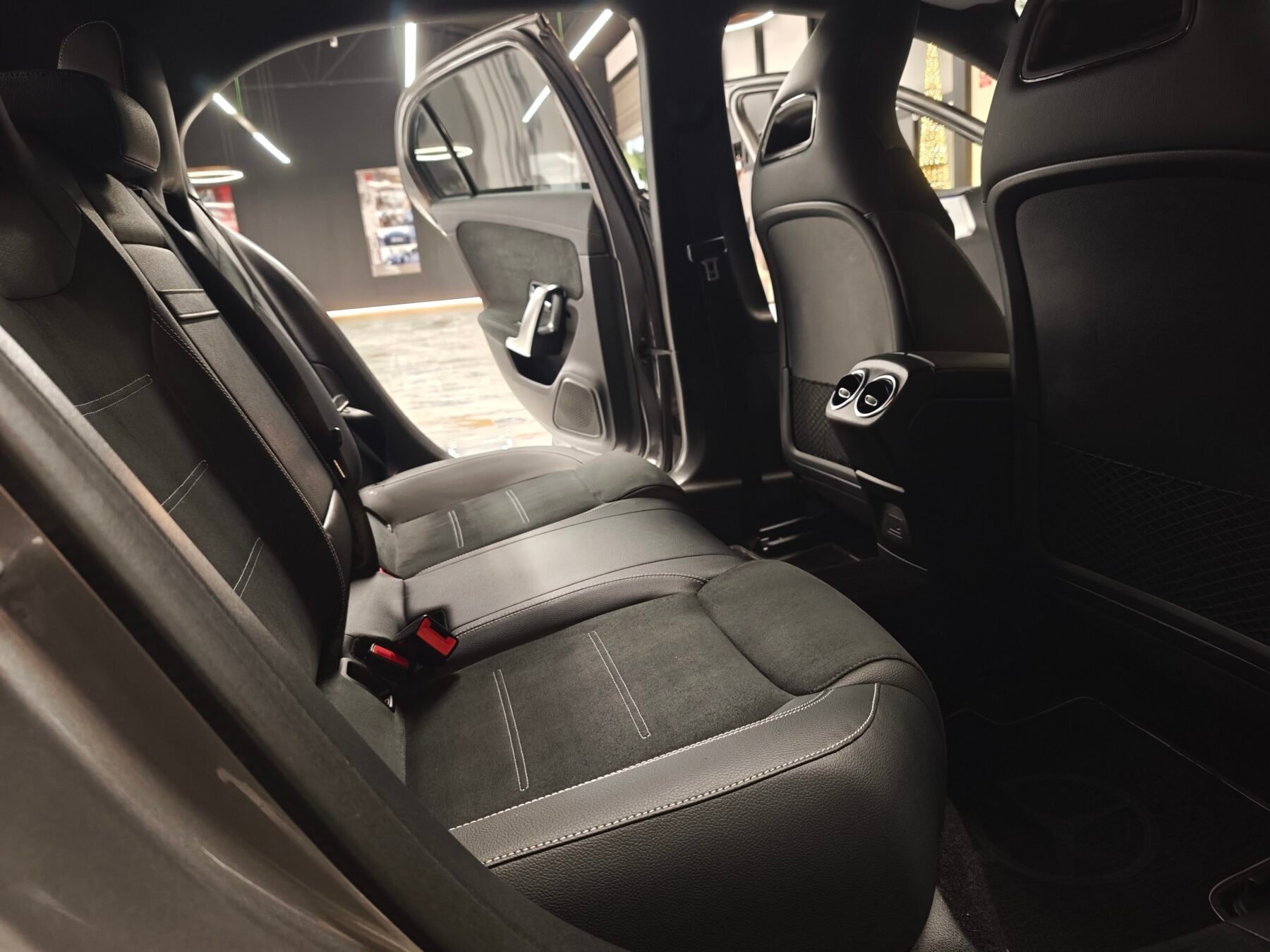 MERCEDES-BENZ  A A180 Gasolina AMG Motor  Mercedes con CADENA 