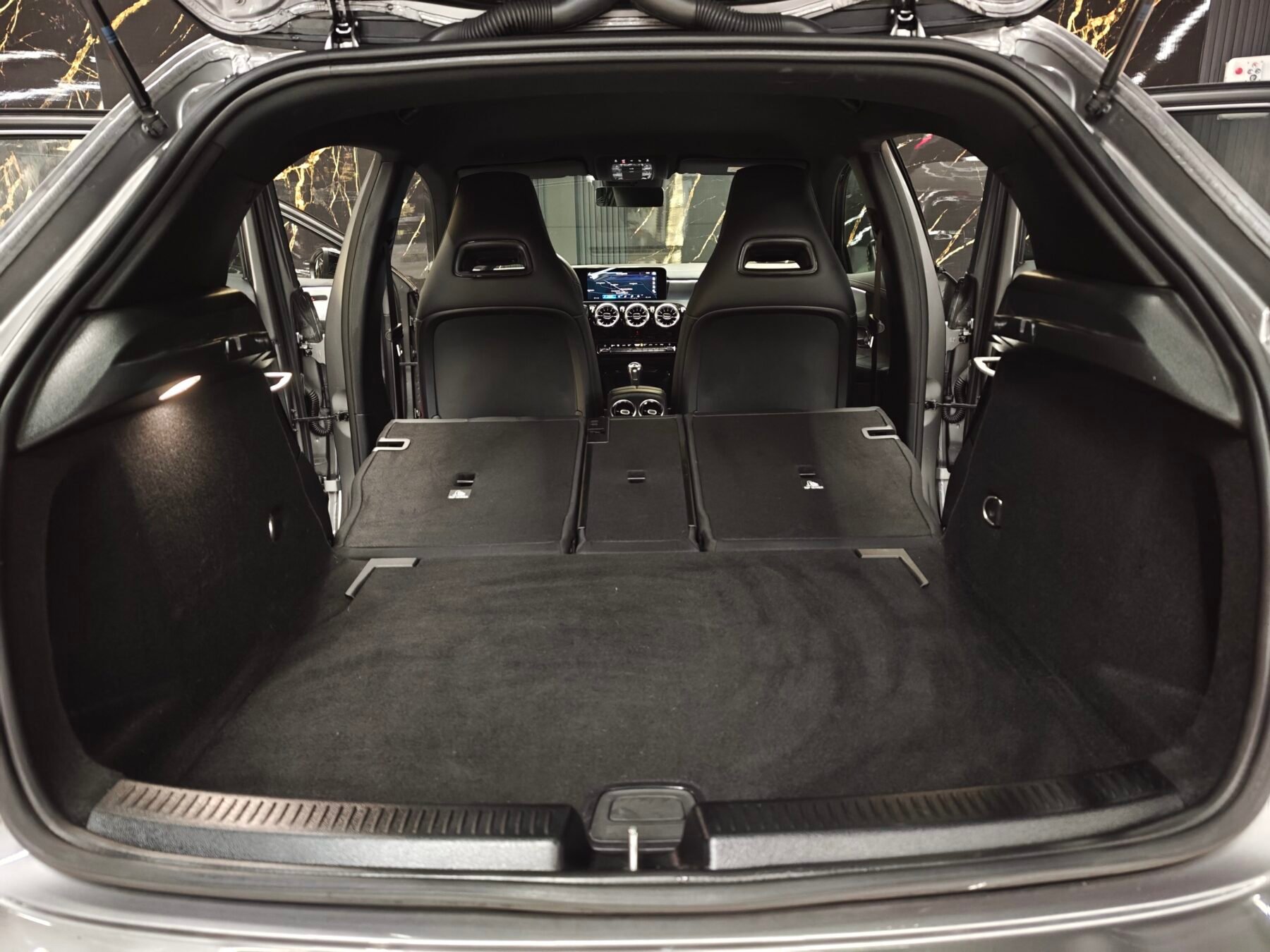 MERCEDES-BENZ  A A180 Gasolina AMG Motor  Mercedes con CADENA 