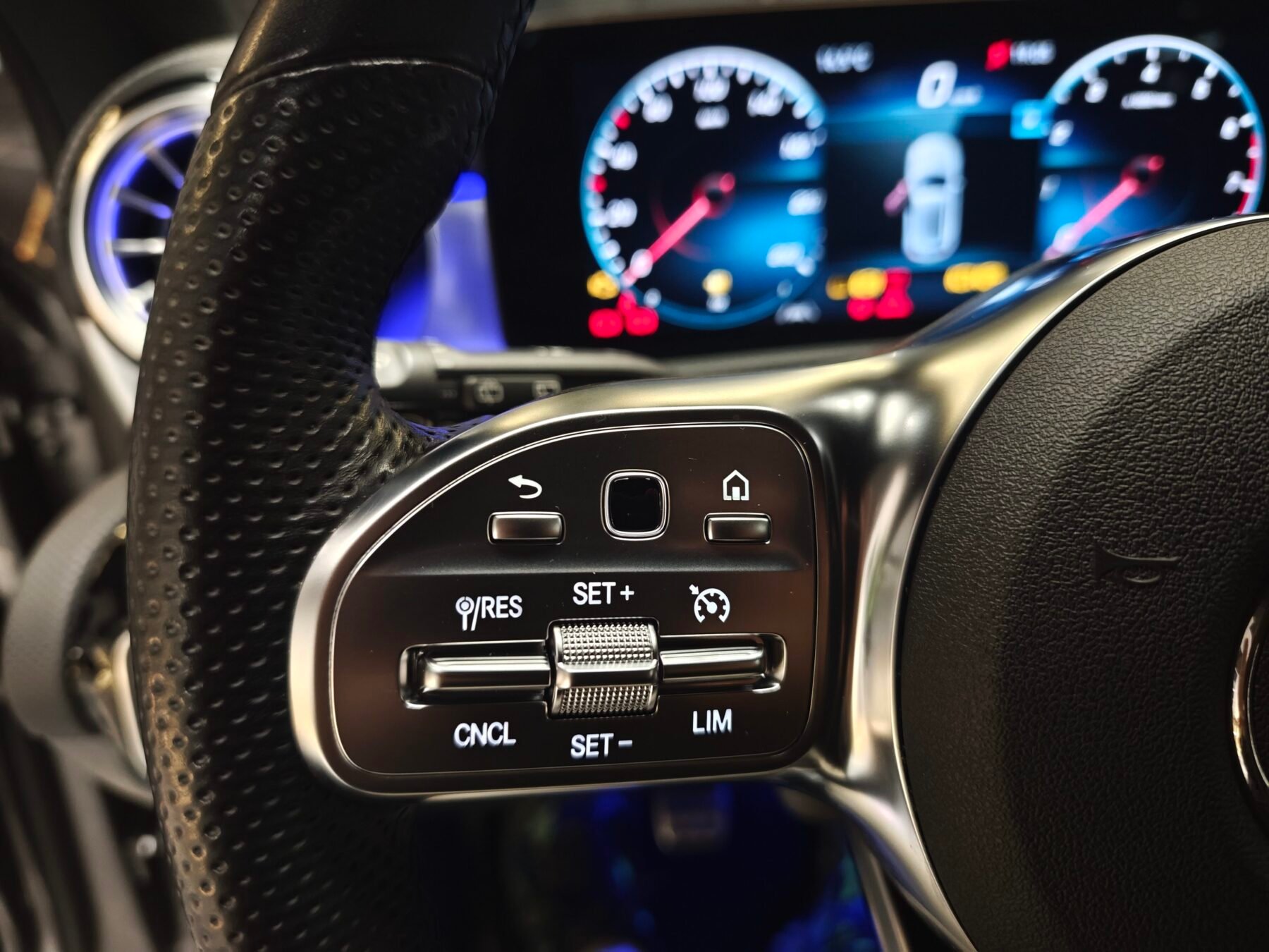 MERCEDES-BENZ  A A180 Gasolina AMG Motor  Mercedes con CADENA 